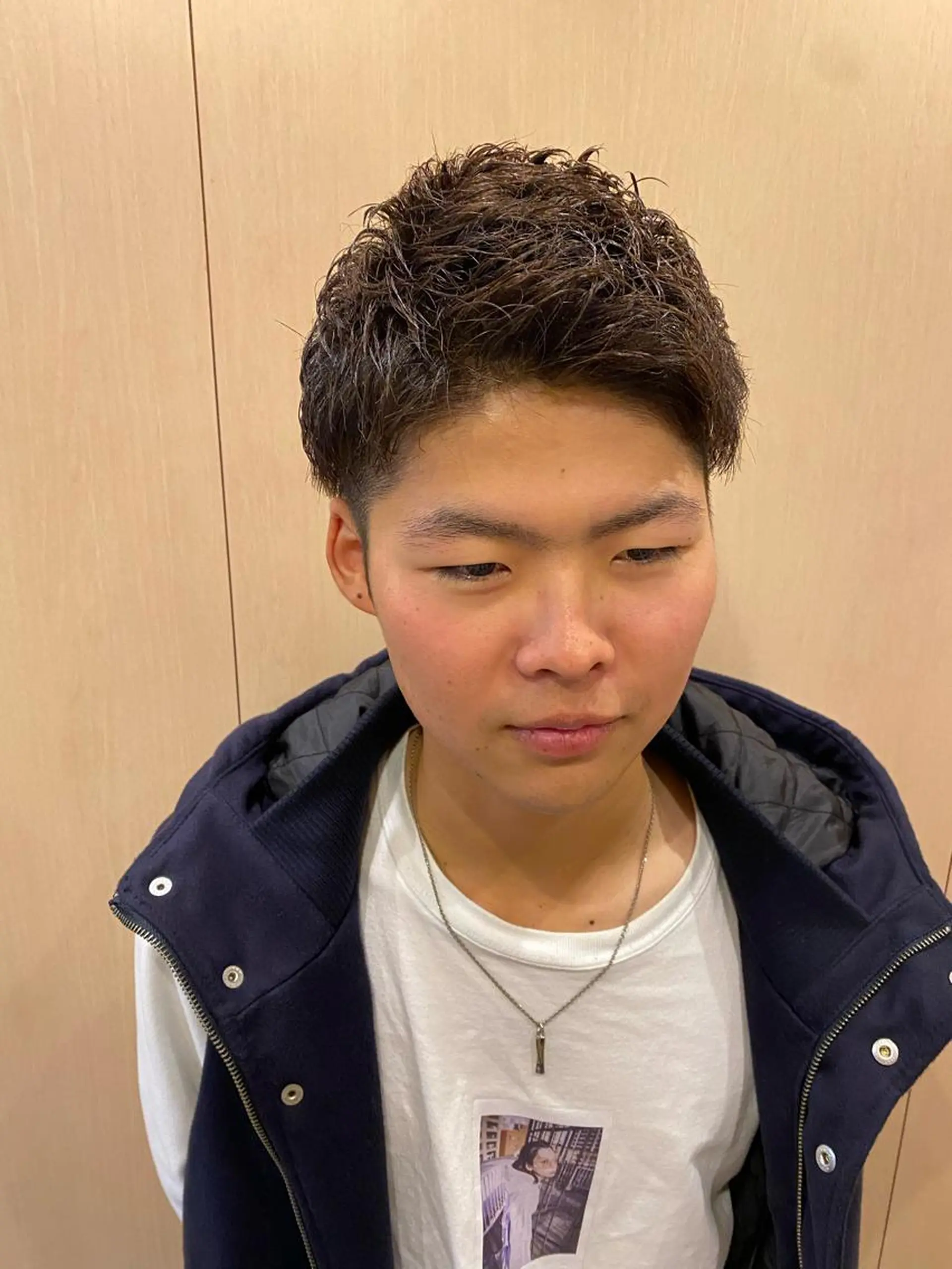 ショート パーマ メンズ 山田 哲平のヘアスタイル