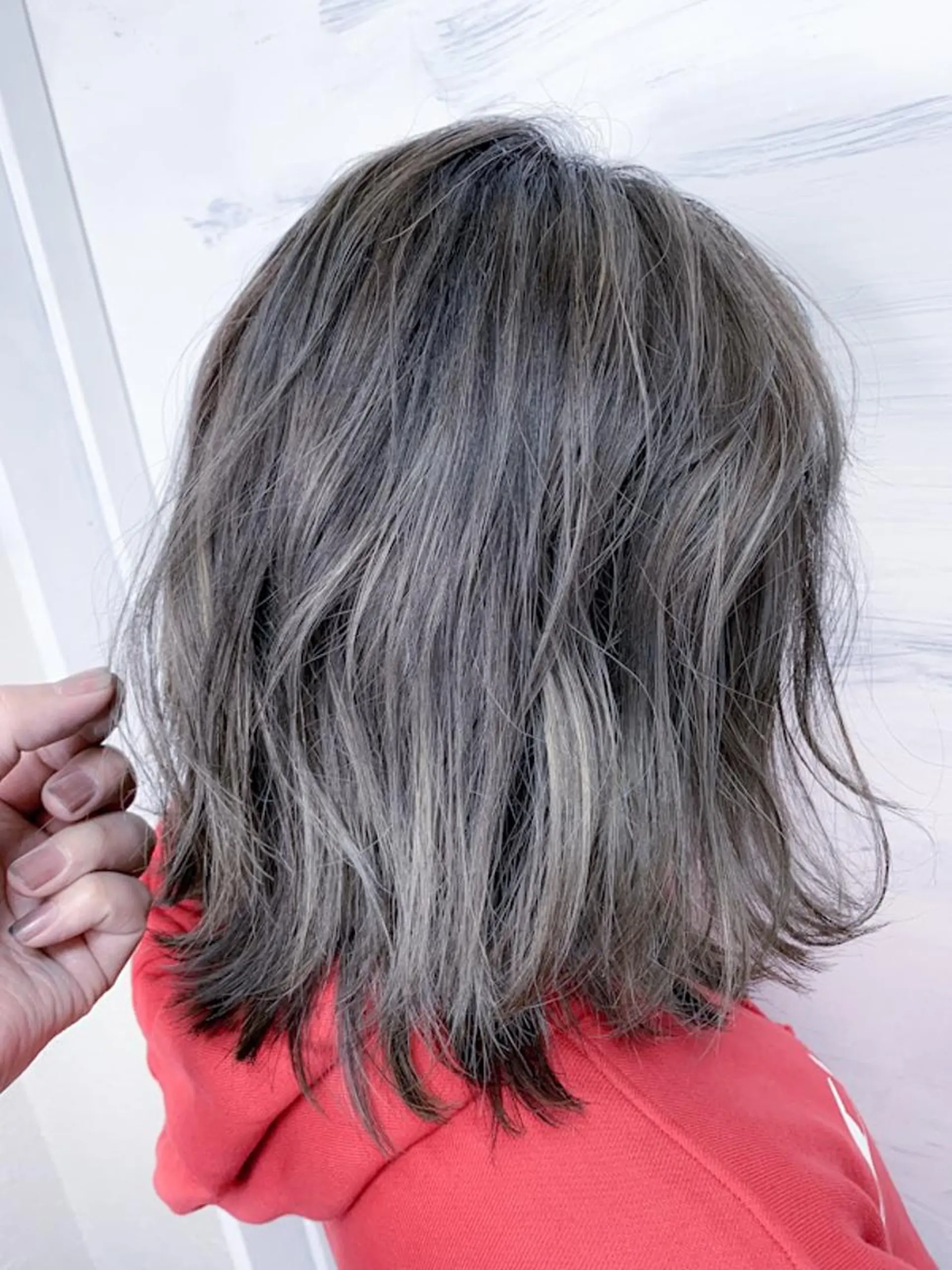 ショート カラー ブリーチ ハイライトカラー ハイライト カット ヘアカラー BOX mico.のヘアスタイル