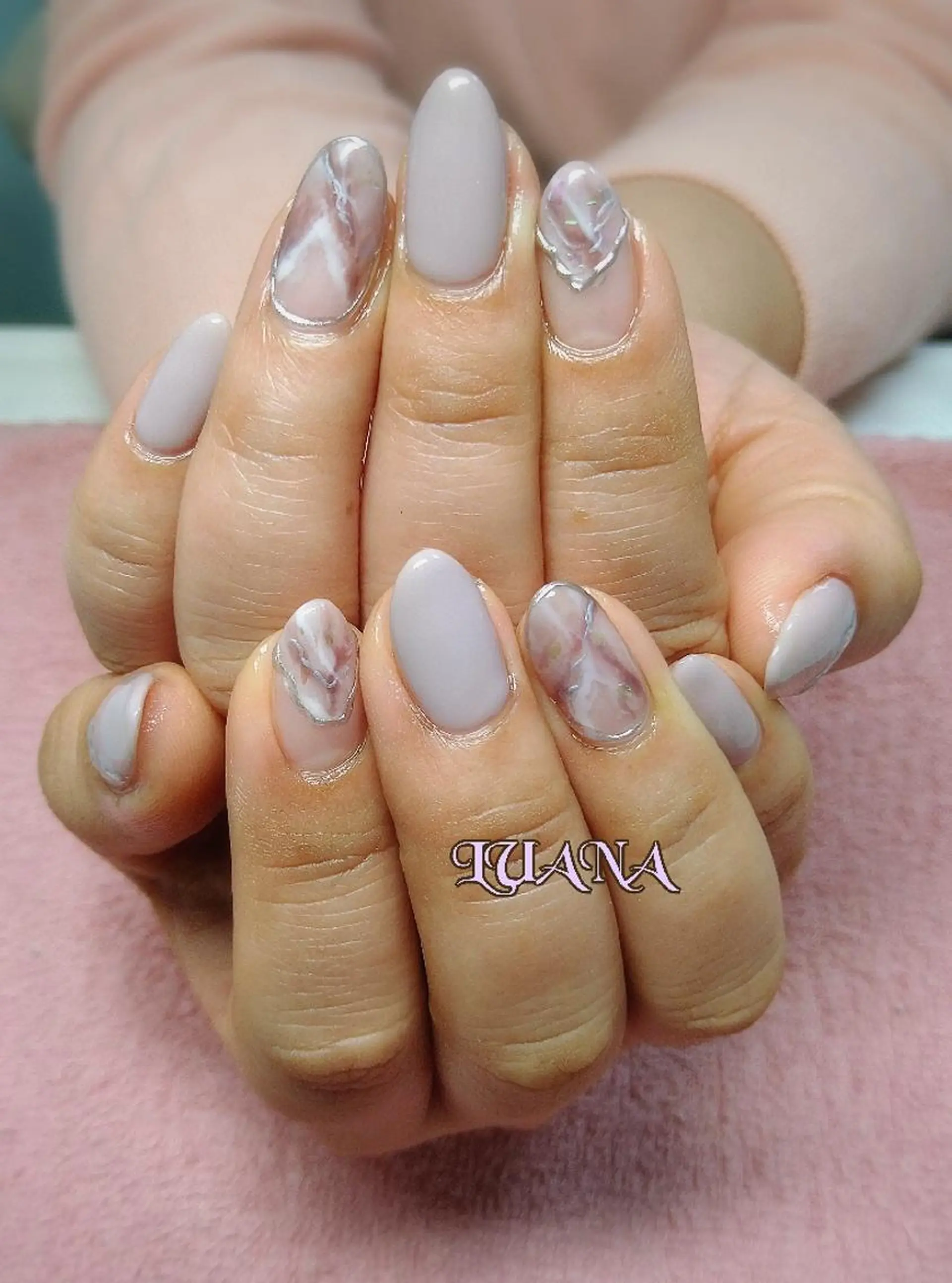 ネイル LUANA  TAKAHASHIのネイルデザイン