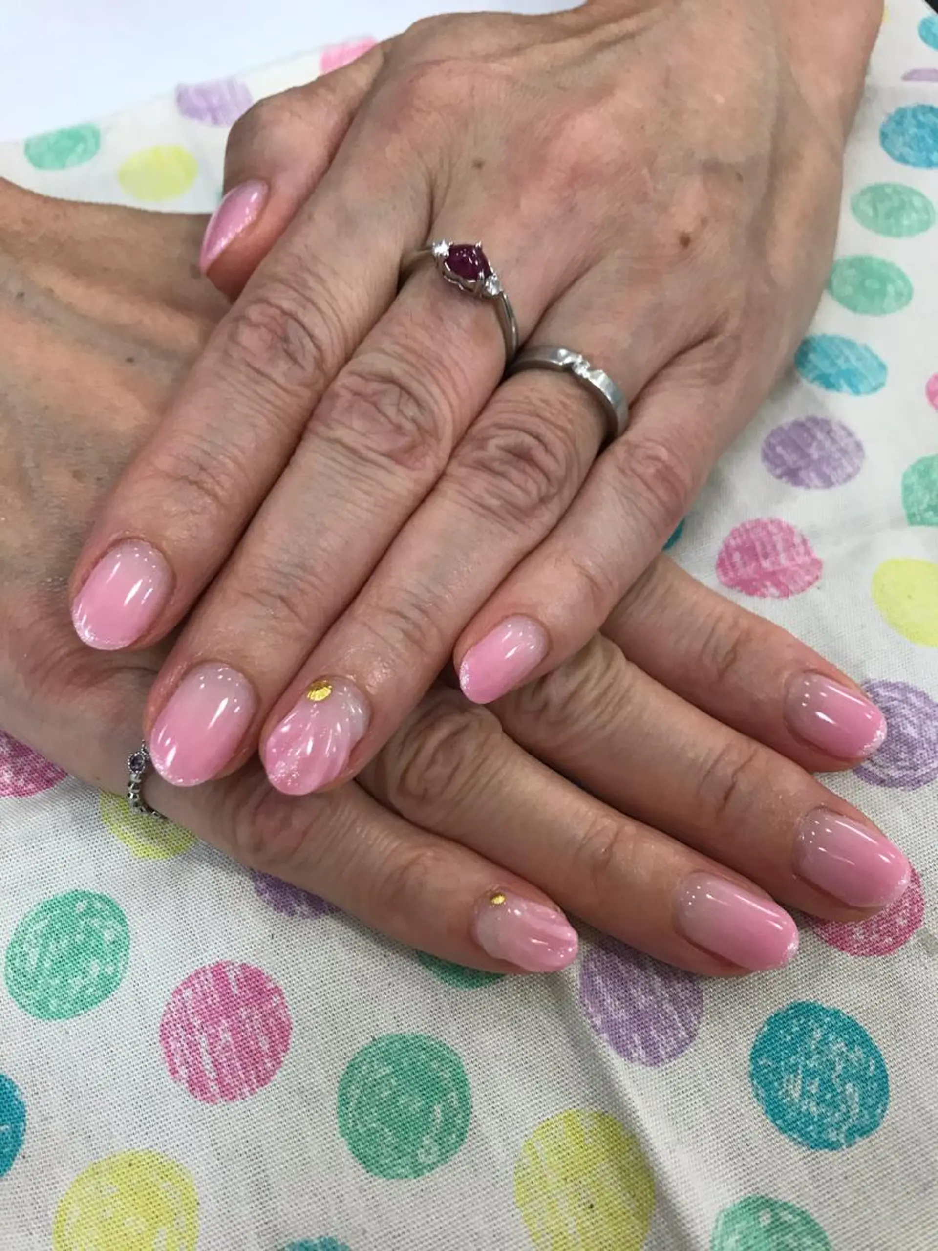 ネイル ハンドネイル みんなの店所属・仲谷 つかさのエステ・リラクイメージ