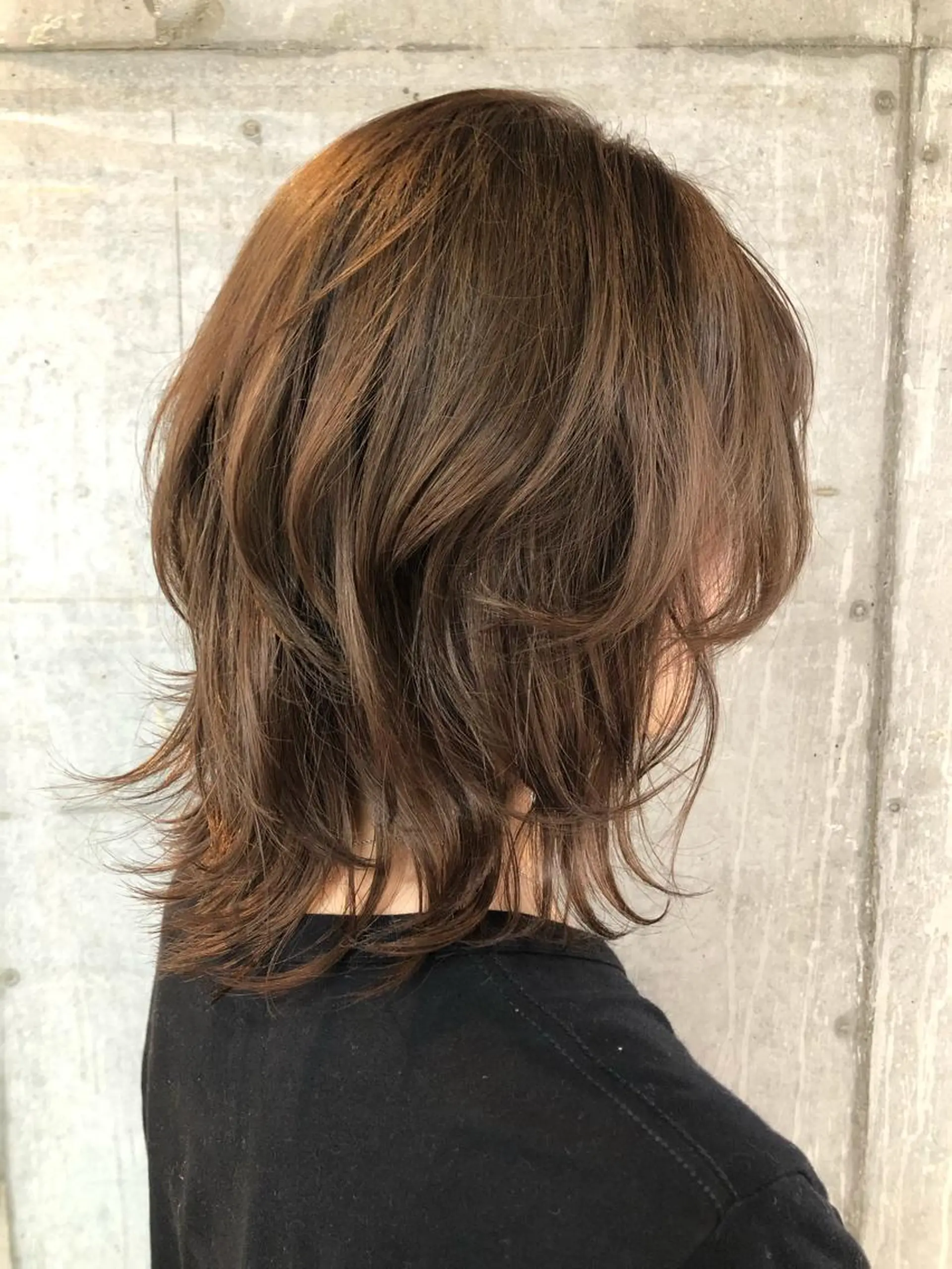 ミディアム ヘアカラー 女性に人気♪ はやしほのかのヘアスタイル