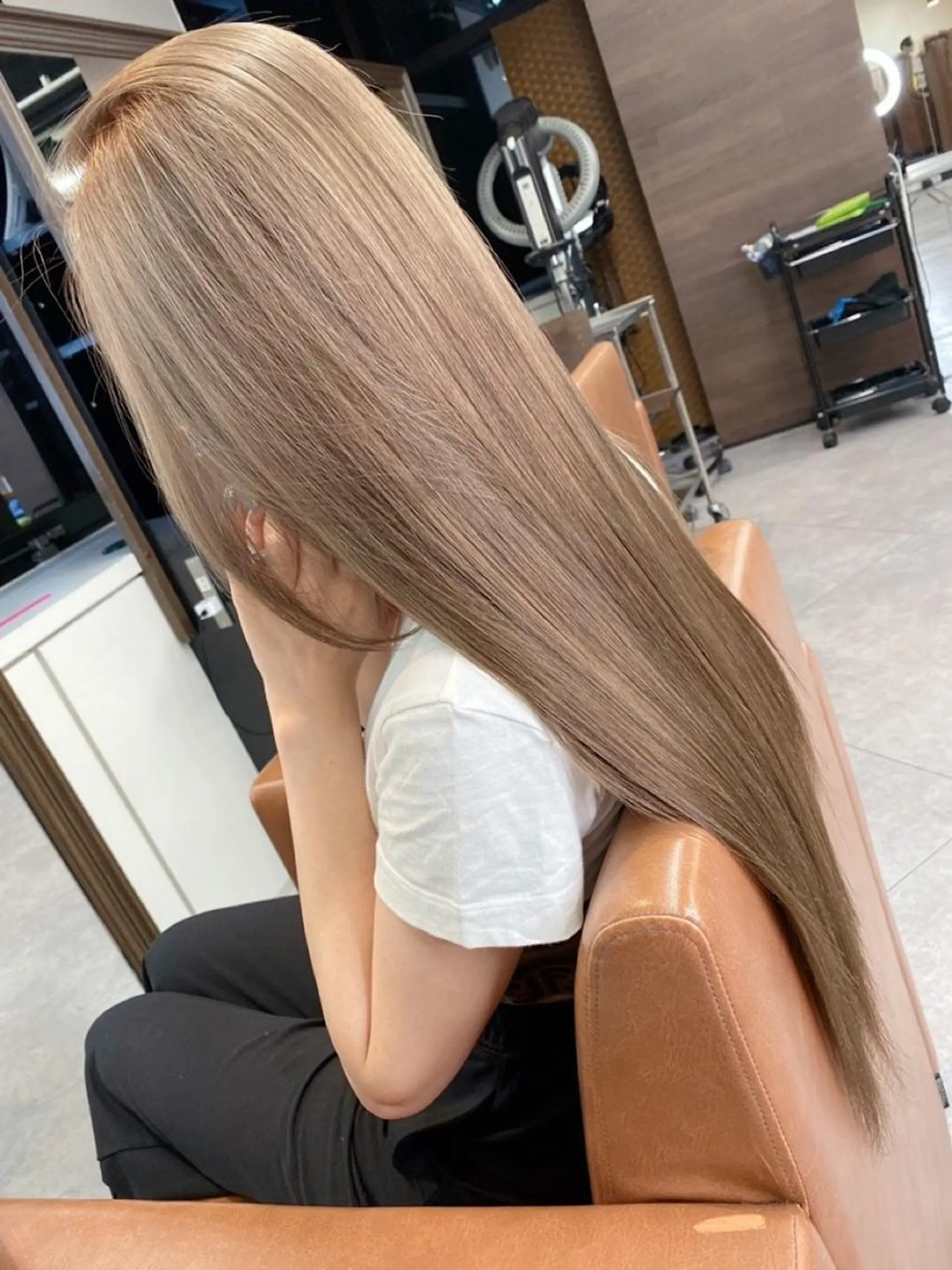 ロング 髪質改善美髪特化 ルイス奈良のヘアスタイル