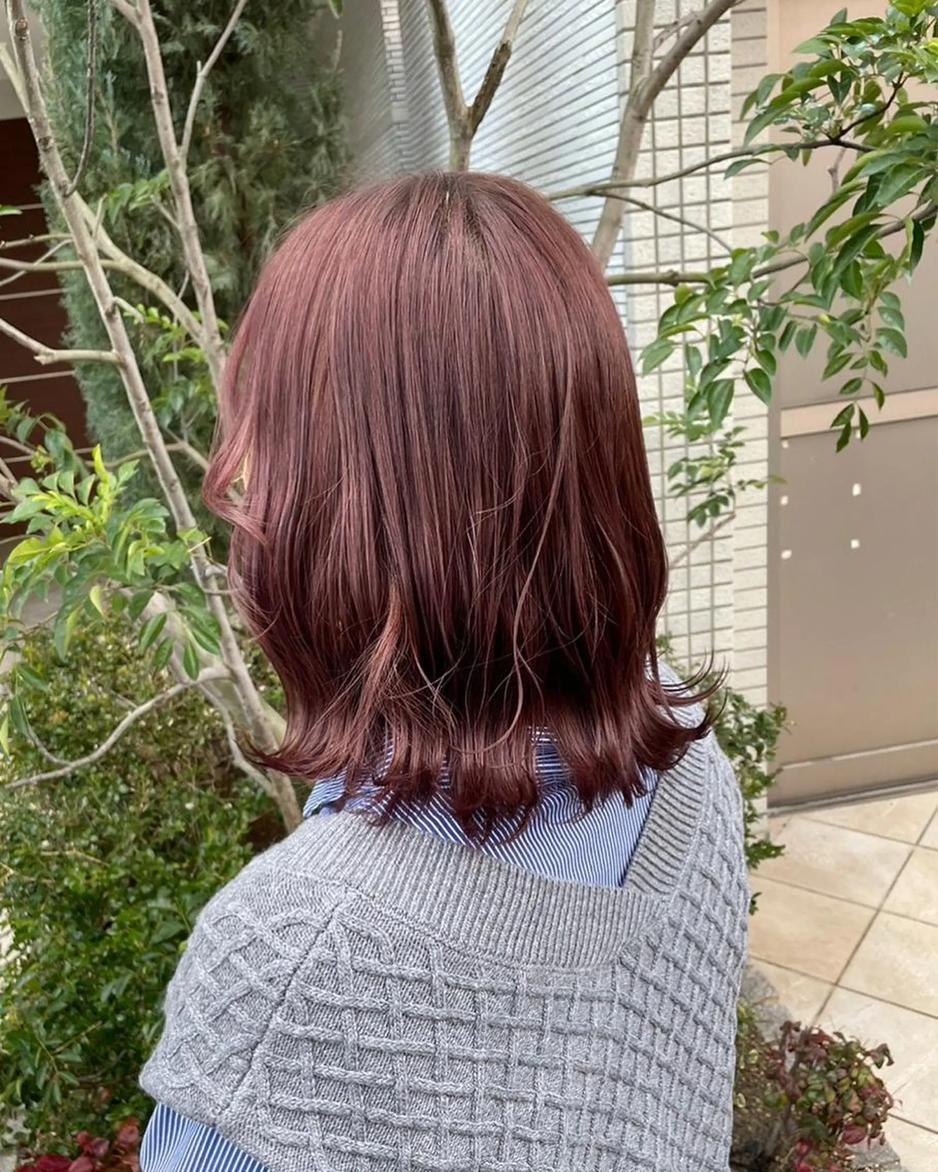 カラー KOKORO 中村 朱里のヘアスタイル