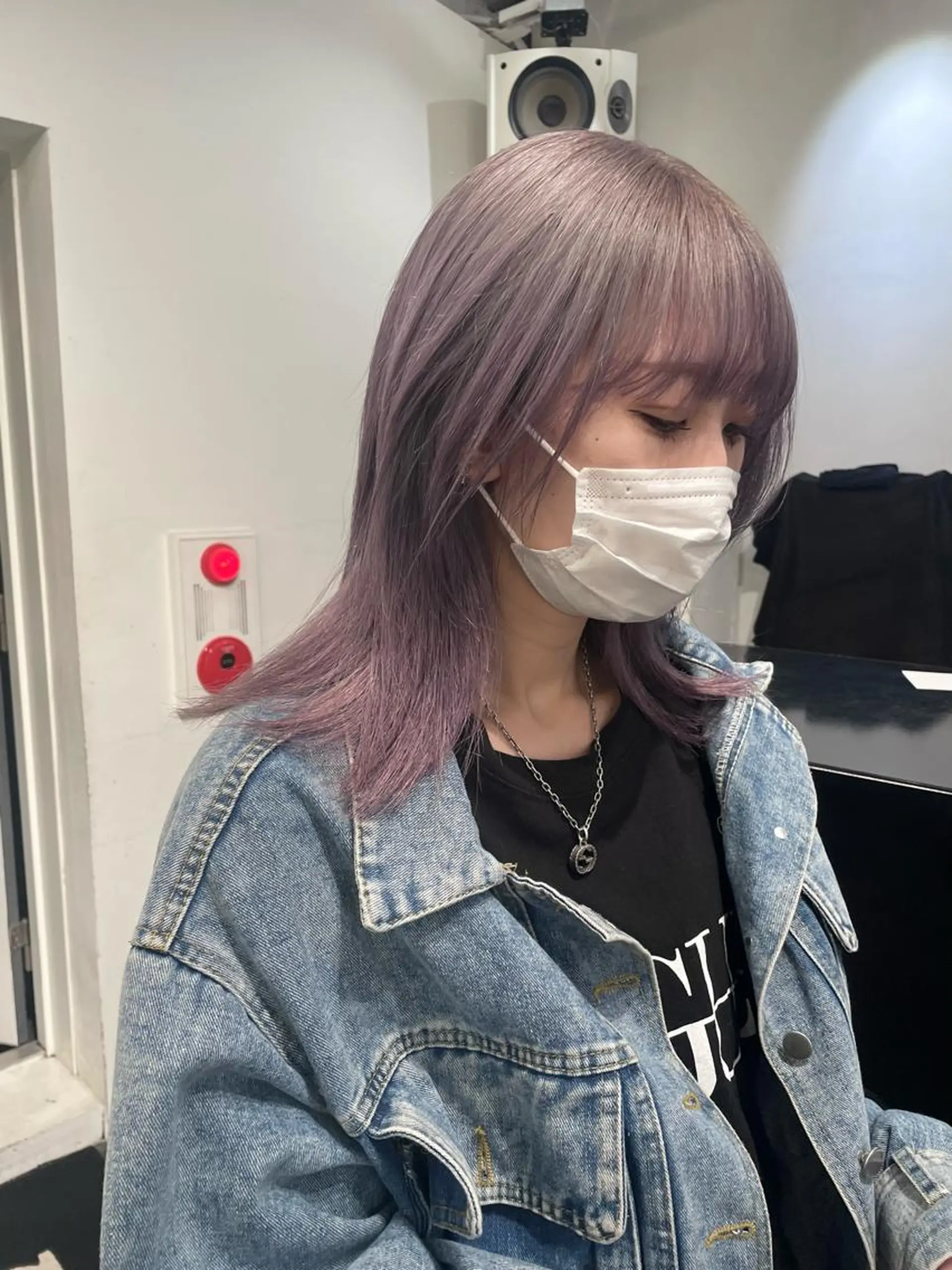 ミディアム カラー パーマ ヘアアレンジ メンズ キッズ ネイル マツエク・マツパ アイブロウ メンズバレイヤージュ メンズブリーチ メンズハイライト メンズハイトーン メンズインナーカラー カット ヘアカラー トリートメント 艶ハイトーン/ヘア アレンジAYAKAのヘアスタイル