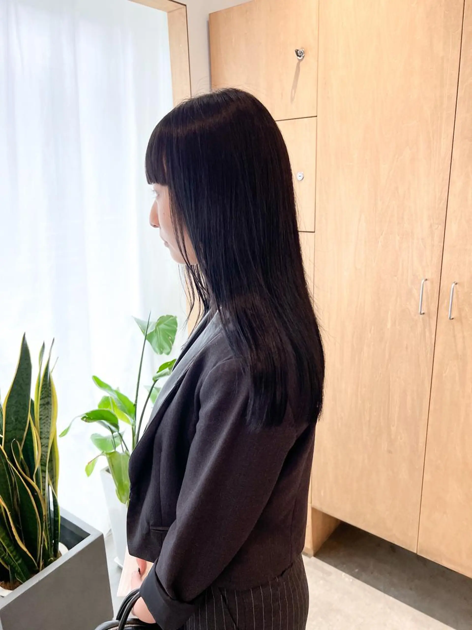 セミロング カット ヘアカラー 縮毛矯正 ミディアムパーマ /癖毛パーマのヘアスタイル