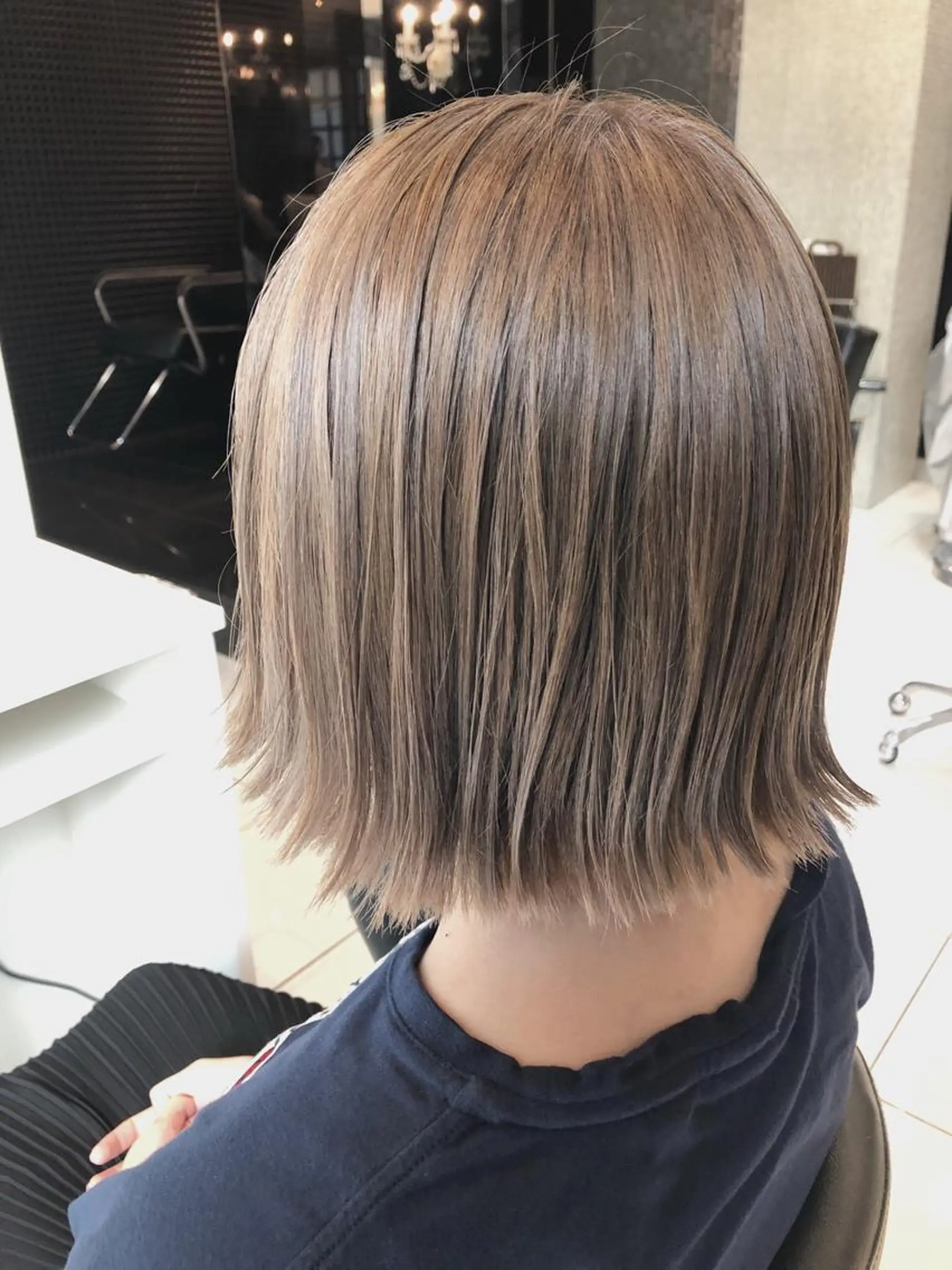 ミディアム カラー ベージュカラー ミルクティーベージュ 女性リピ90%🍨 🩷佐藤みずきのヘアスタイル