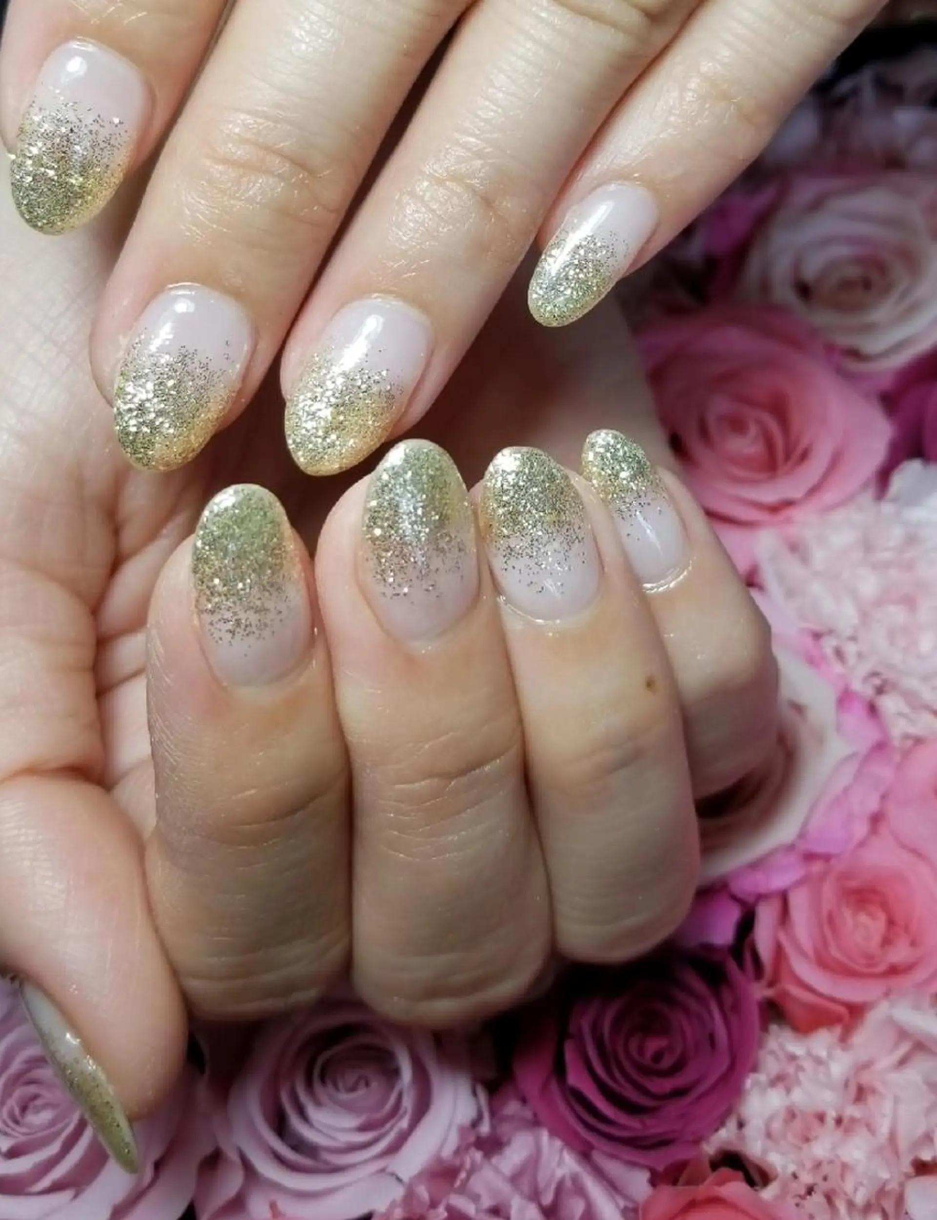 ネイル グラデーション ラメ(グリッター) ラメグラデーション Laule’a 昭島店のネイルデザイン