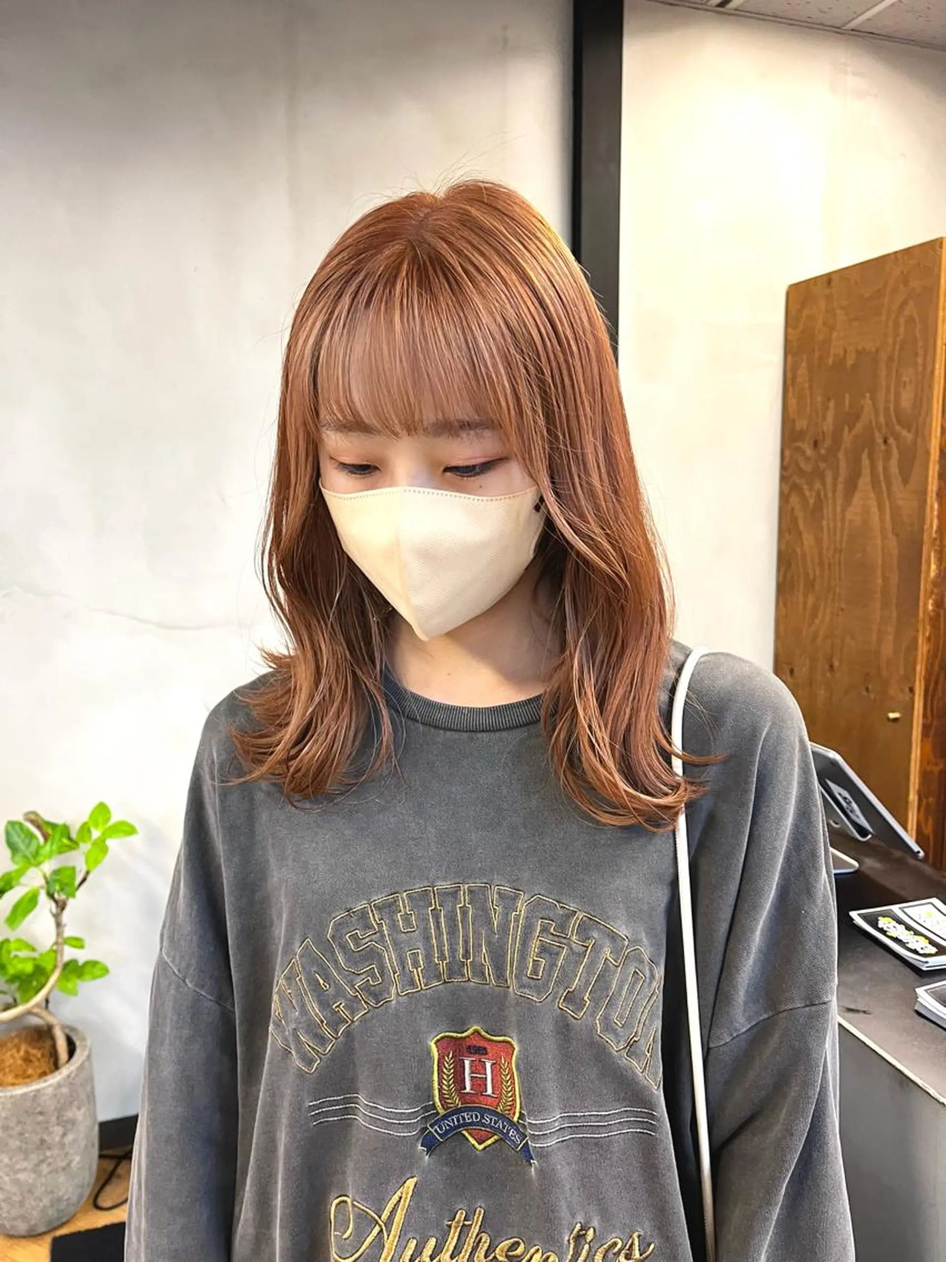 ミディアム カラー ベージュカラー ブリーチ esu西梅田所属・ena/ブリーチなし 透明感・レイヤー🎀のヘアスタイル