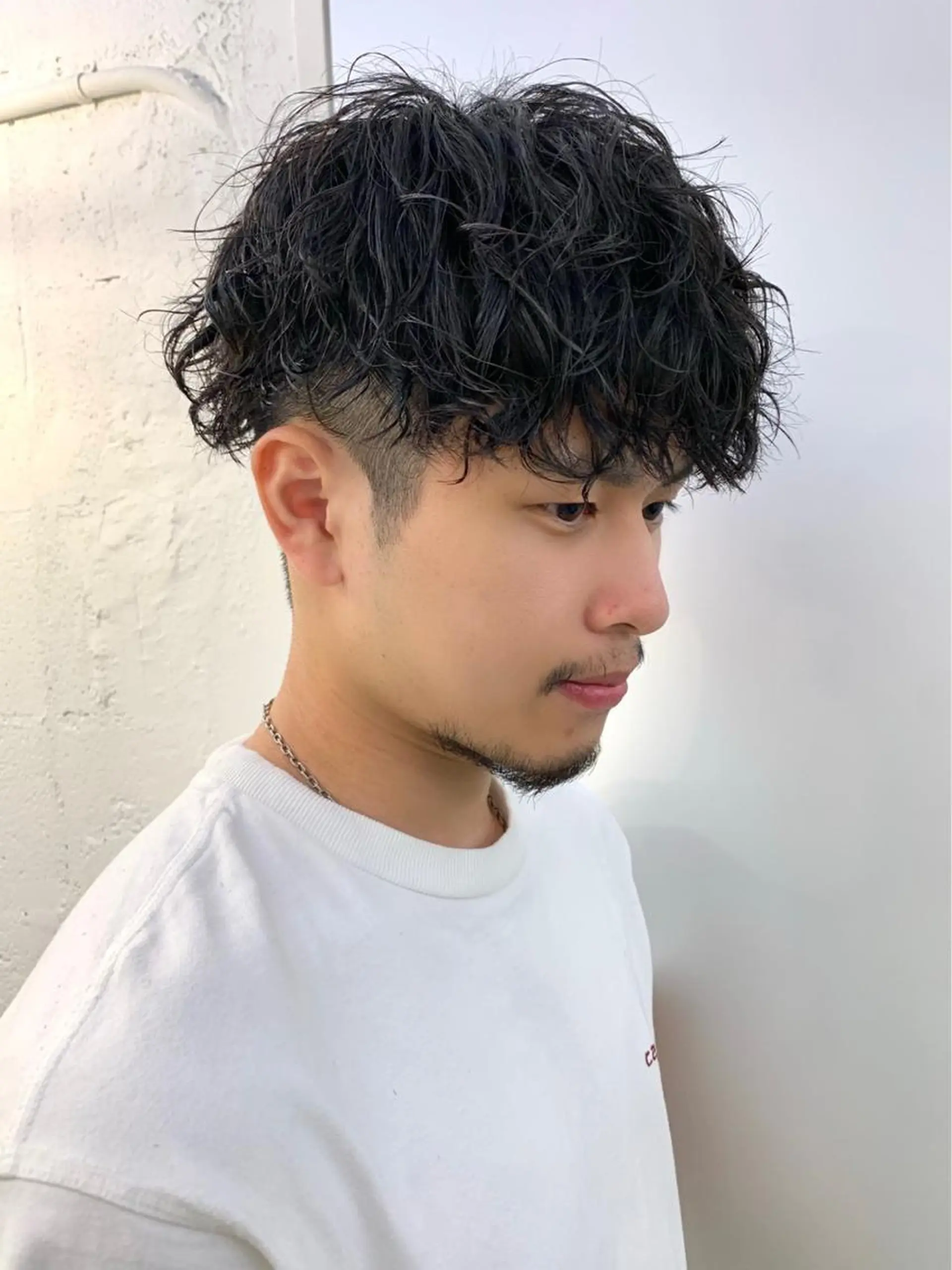 ショート パーマ メンズ 退色まで透明感ある ダブルカラー/リクのヘアスタイル