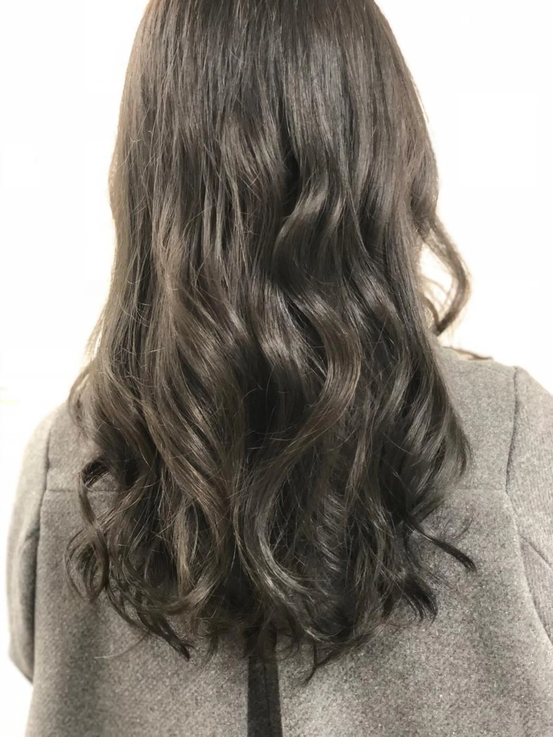 ロング カラー ヘアカラー トリートメント ヤナ マネージャーのヘアスタイル