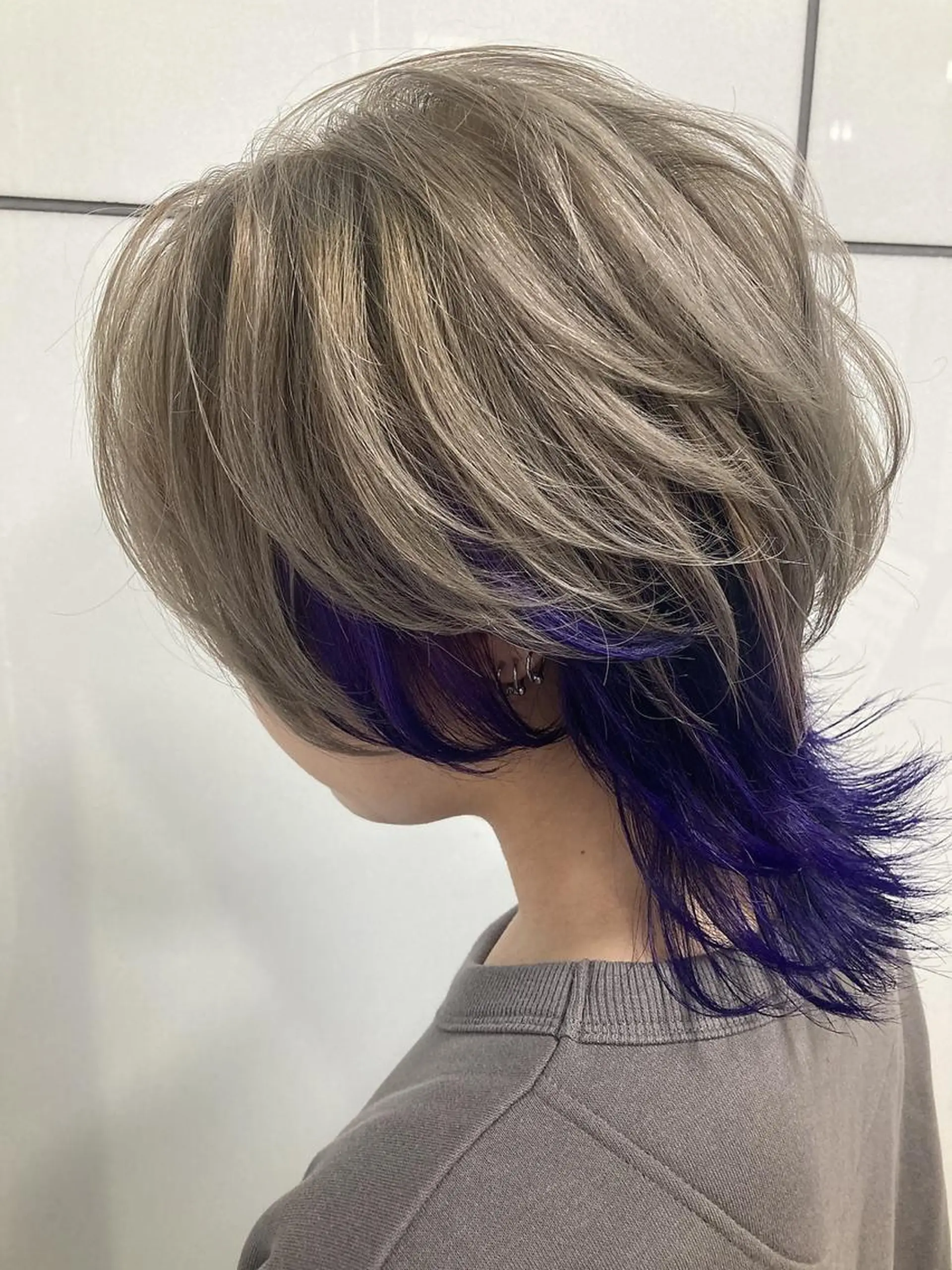 ミディアム カラー ヘアアレンジ ミストバング ブリーチ ケアブリーチ 透明感カラー デザインカラー カット ヘアカラー トリートメント maoブリーチ無し 似合わせカラーのヘアスタイル
