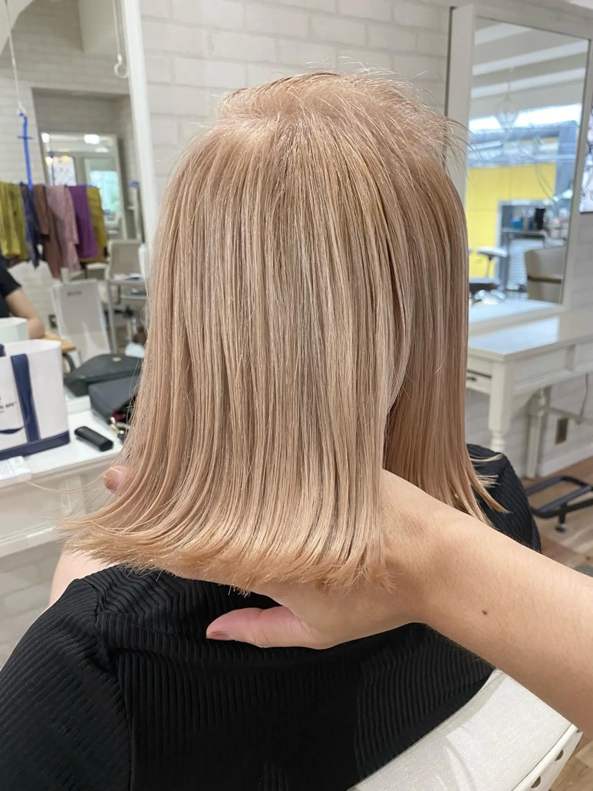 ミディアム カラー ヘアアレンジ カット ヘアカラー トリートメント 久米 治仁のヘアスタイル