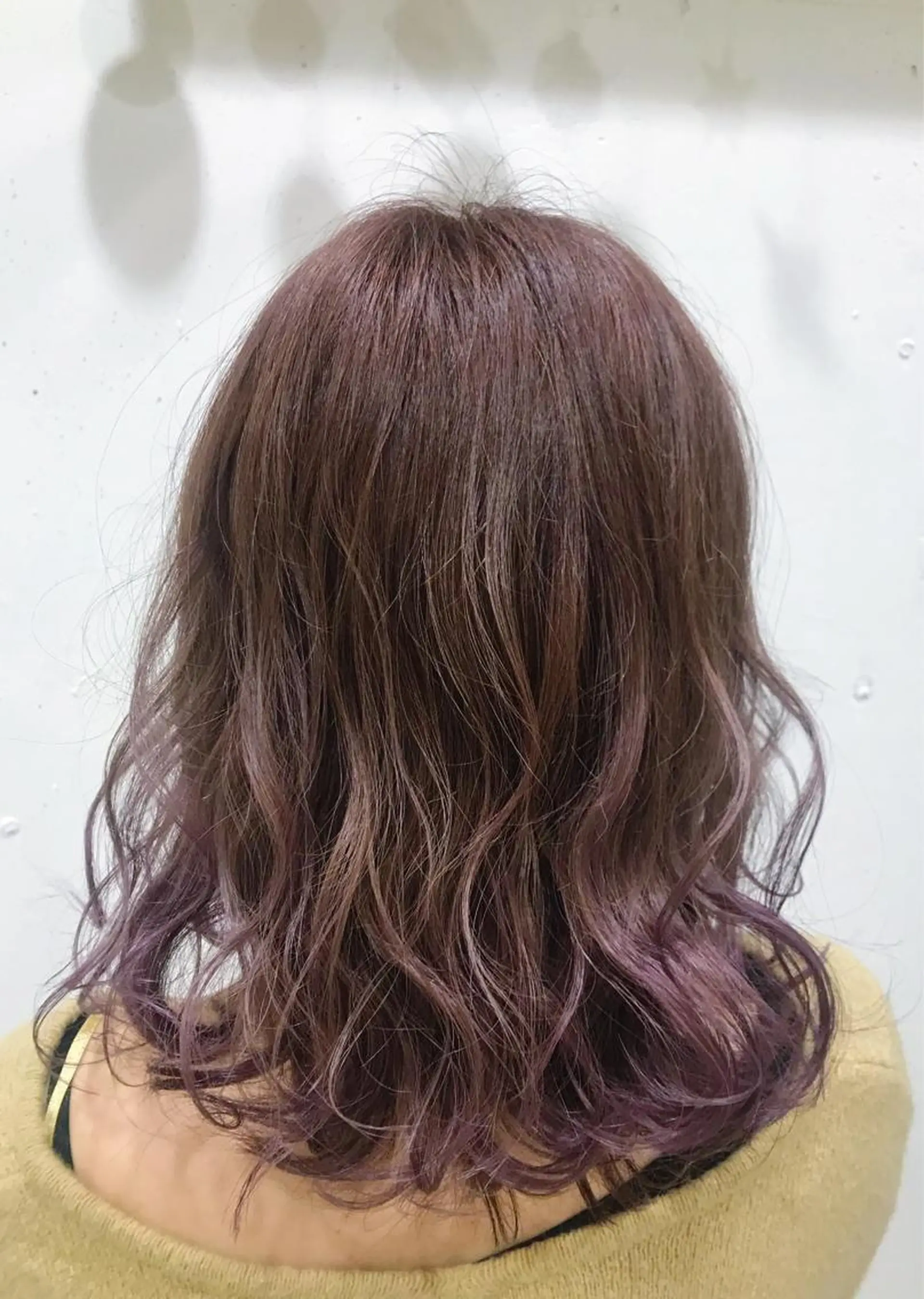 ミディアム カラー ピンクカラー ピンクパープル パープルカラー ヘアカラー トリートメント 🍑艶髪✖️暖色系 ✨momoka🍑のヘアスタイル