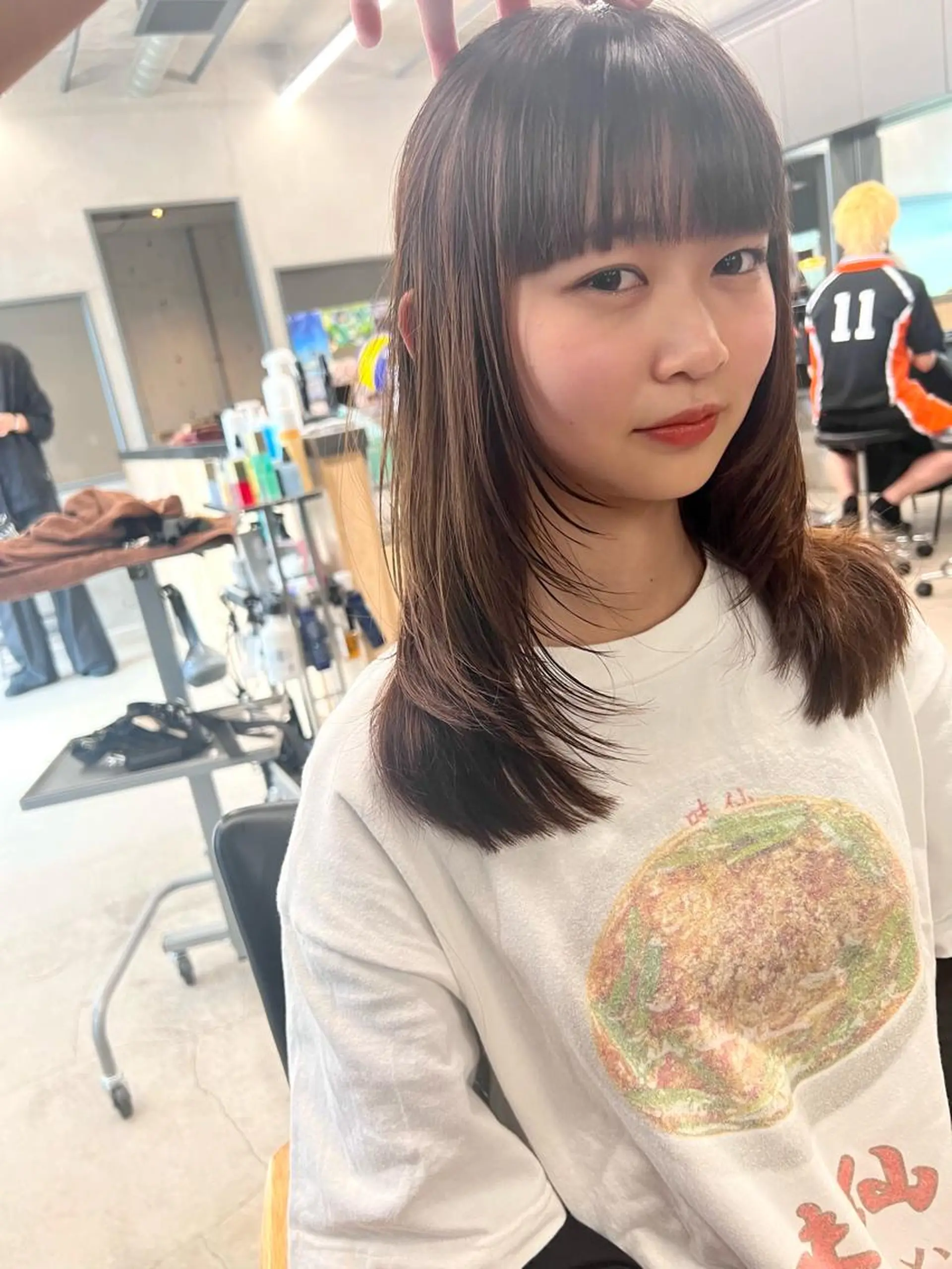 ミディアム レイヤーカット カット ヘアカラー トリートメント sakoda shunkiのヘアスタイル