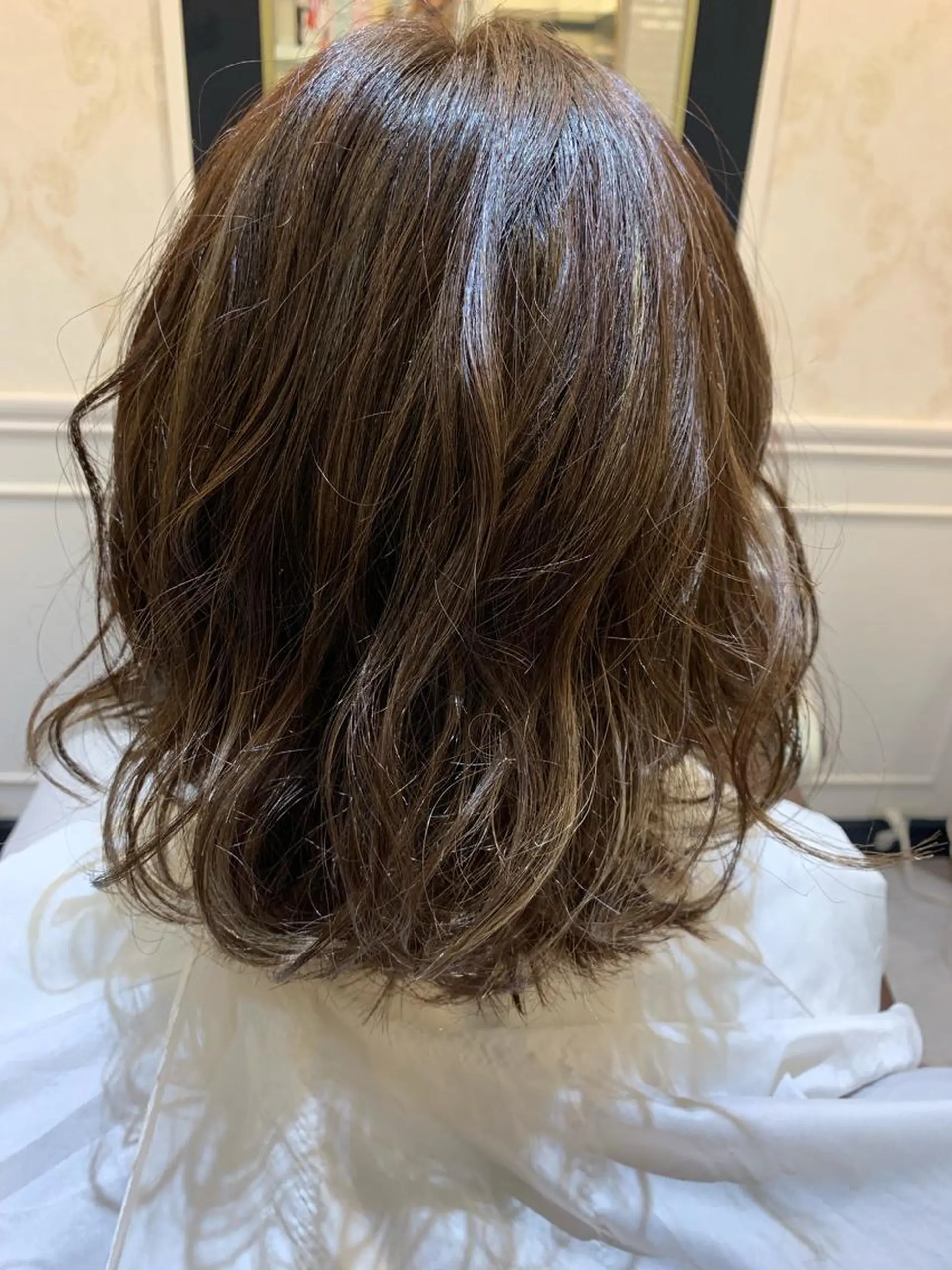 ショート カラー ハイライトカラー ハイライト LOUVRE totalbeautysalon西大寺店所属・粟田 めぐみのヘアスタイル