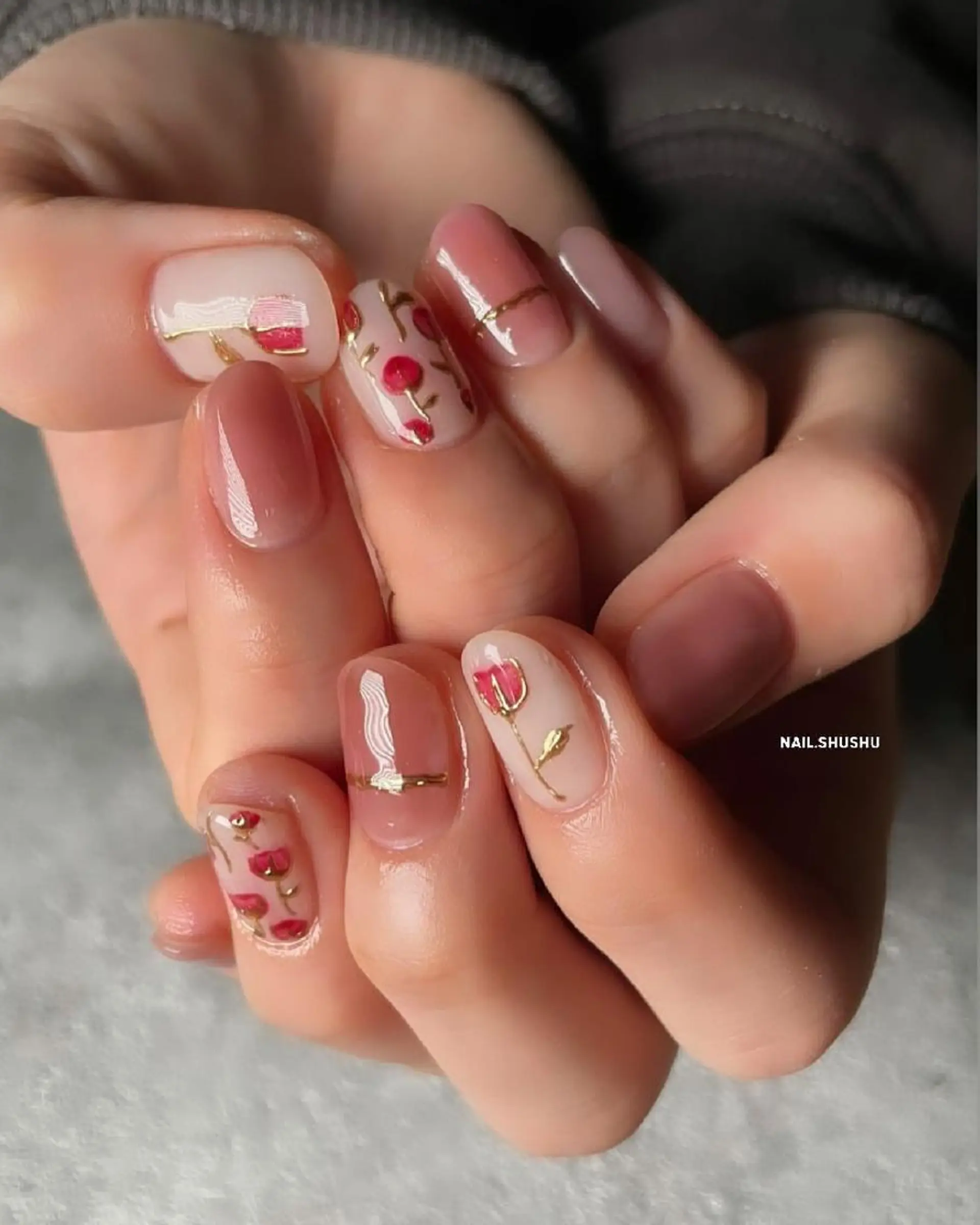 ネイル 持ち込み ニュアンスネイル オフィスネイル ワンカラーネイル シンプルネイル 3dパーツ/流行り 👧shushu❤️のネイルデザイン