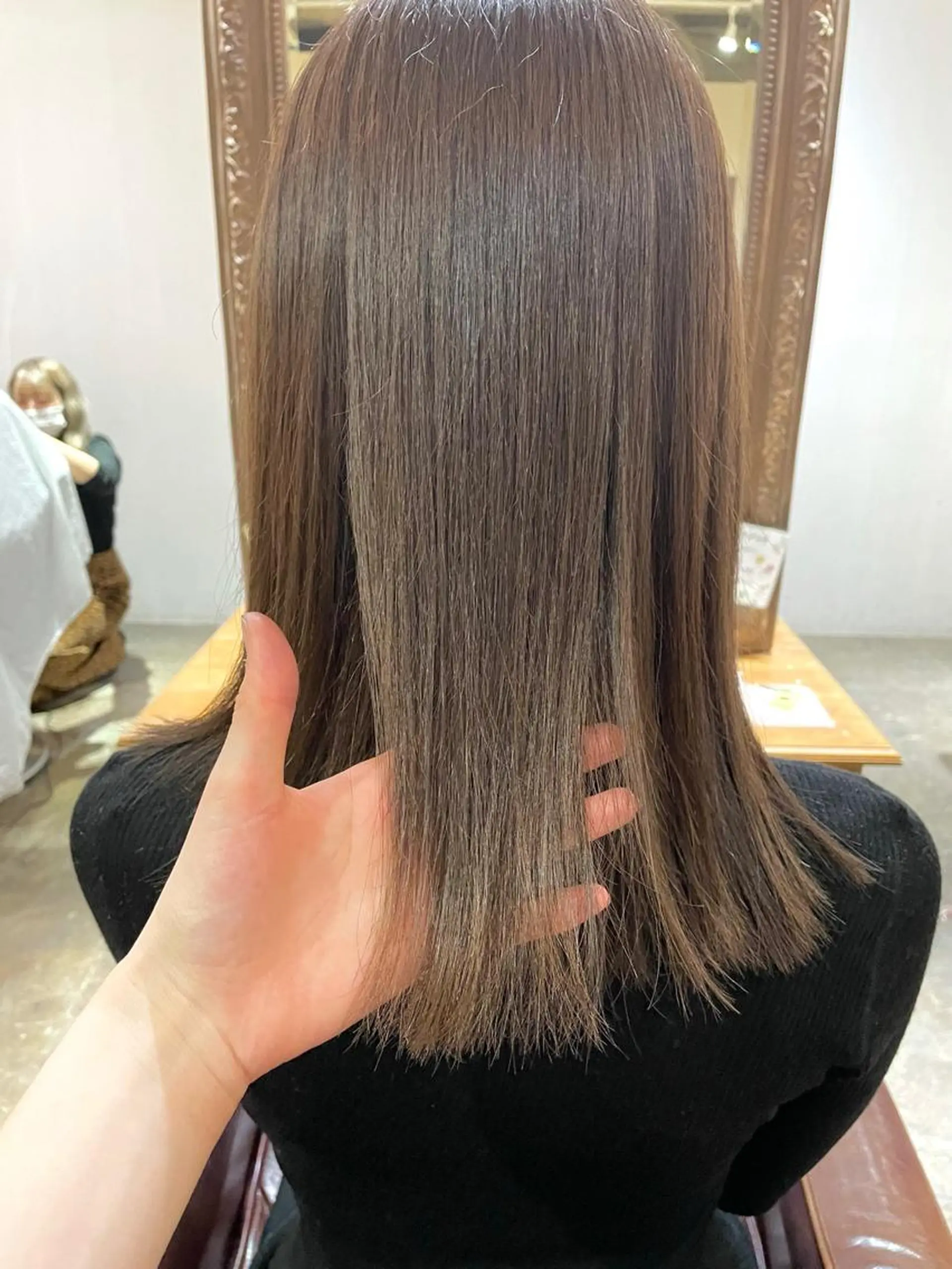 セミロング カラー グレージュ ヘアカラー トリートメント sherry【シェリー】所属・miho 大国町 柔らかハイトーン💛のヘアスタイル