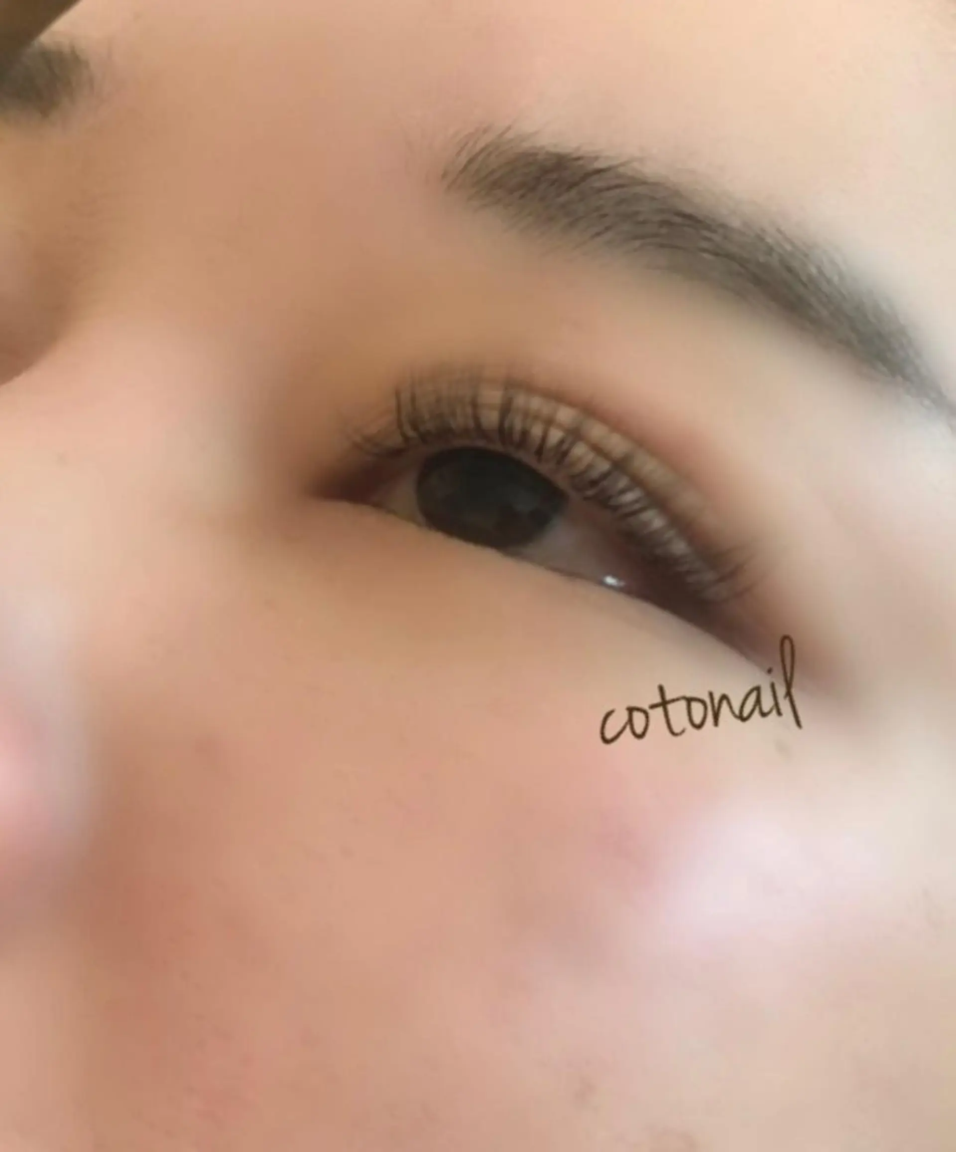 マツエク・マツパ ボリュームラッシュ ツメトマツゲ .のネイルデザイン