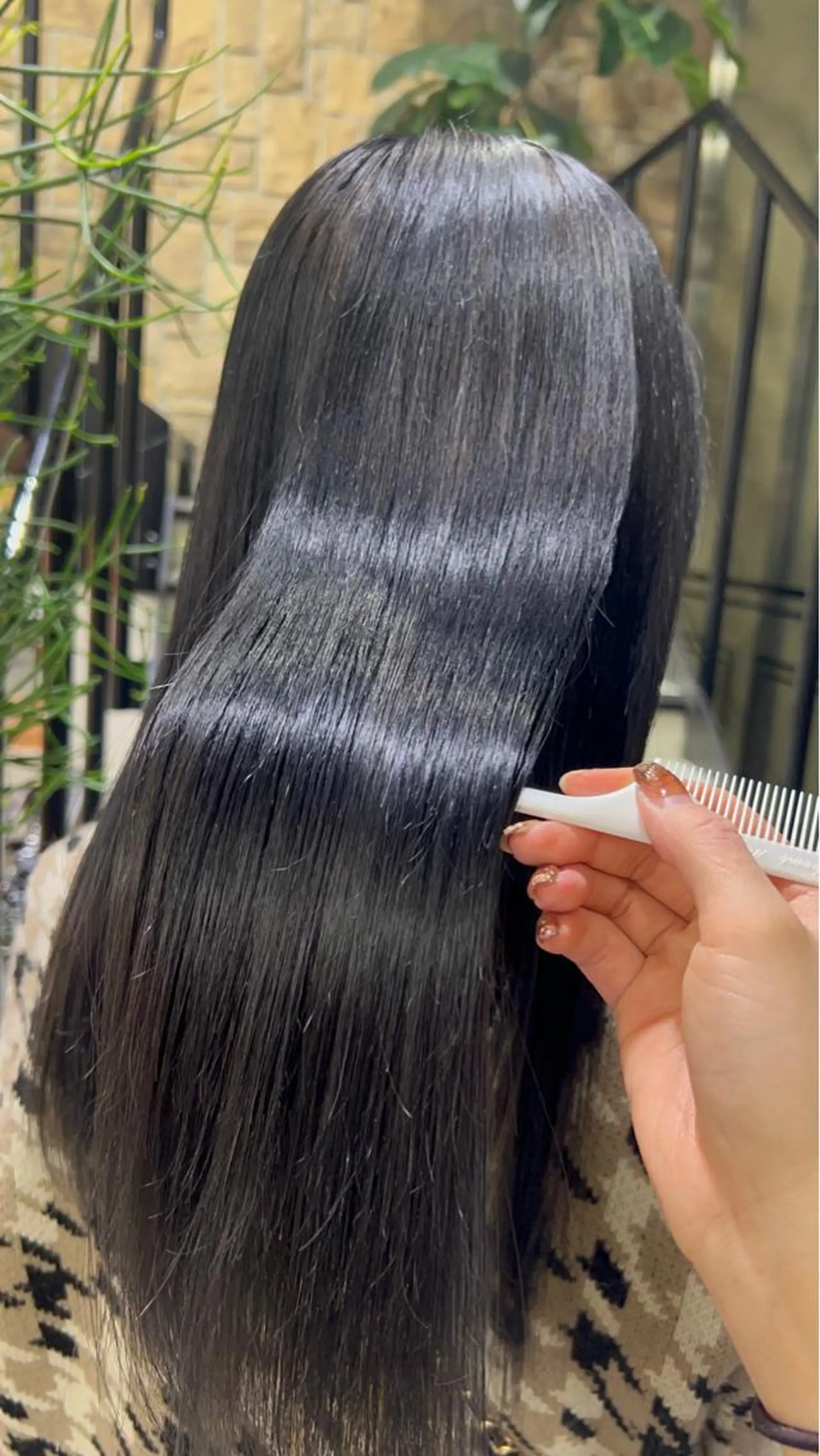 セミロング 暖色ｶﾗｰ/ﾚｲﾔｰ ｶｯﾄ/Yunaのヘアスタイル