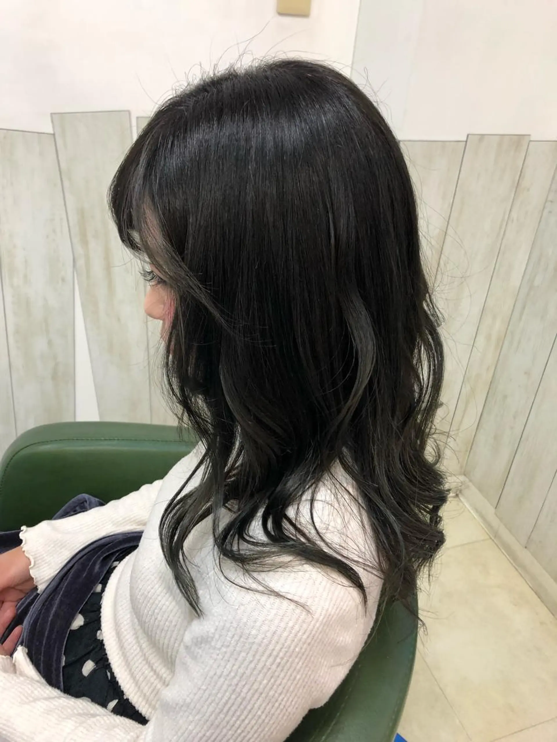 セミロング カラー CoCooN Hiromiのヘアスタイル