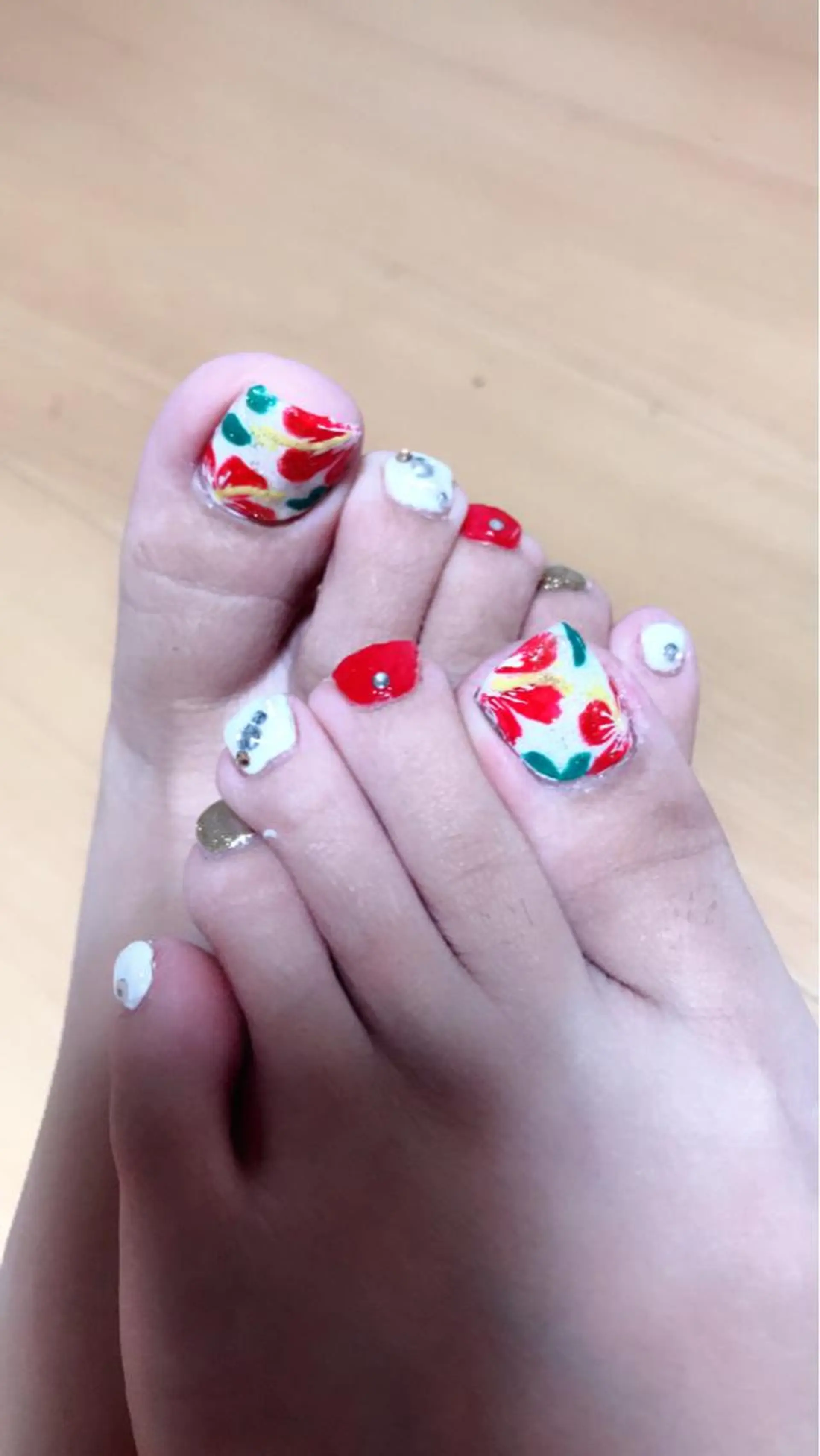 ネイル LOVEnail tomoのネイルデザイン