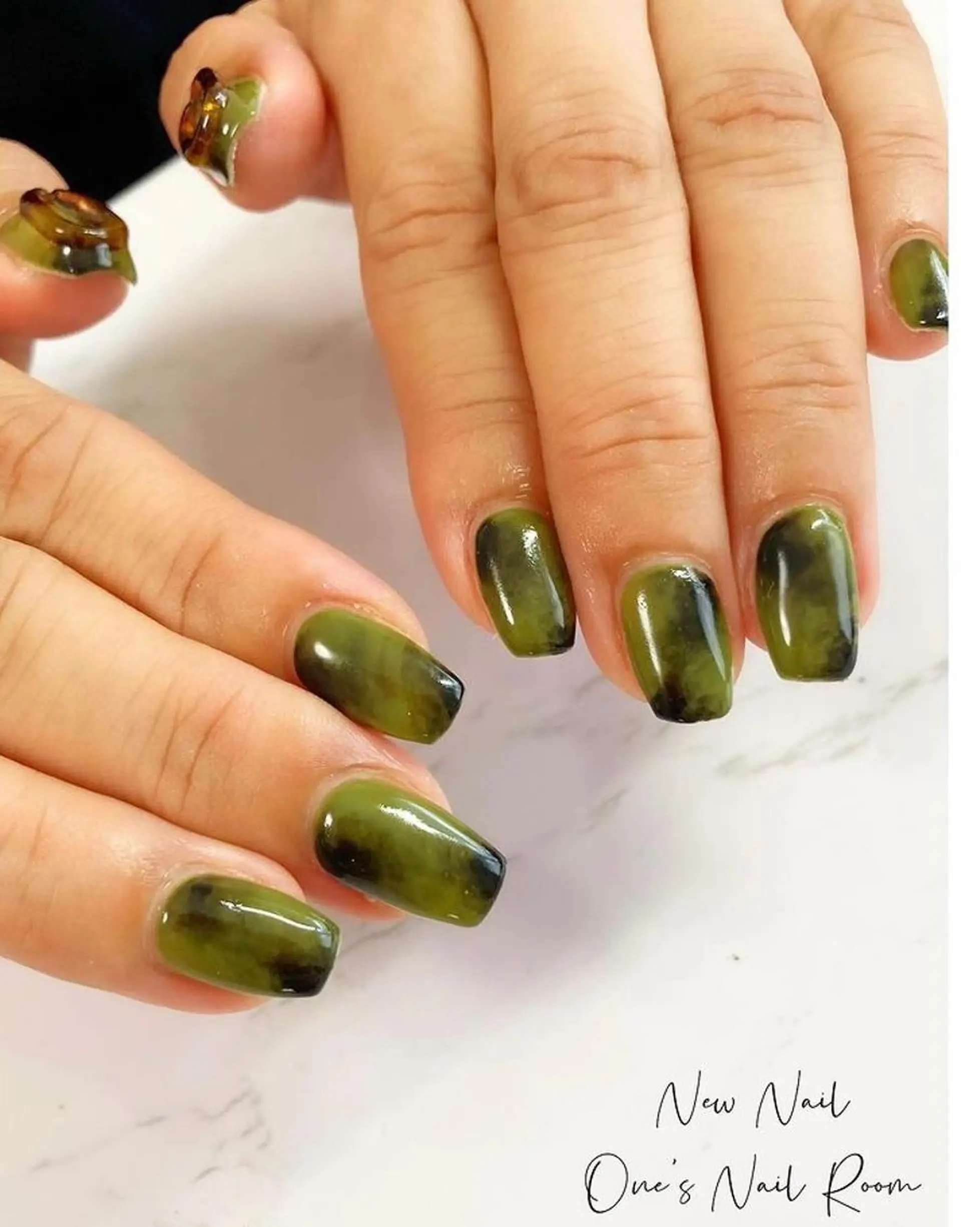 ネイル ハンドネイル One's Nail Roomのネイルデザイン