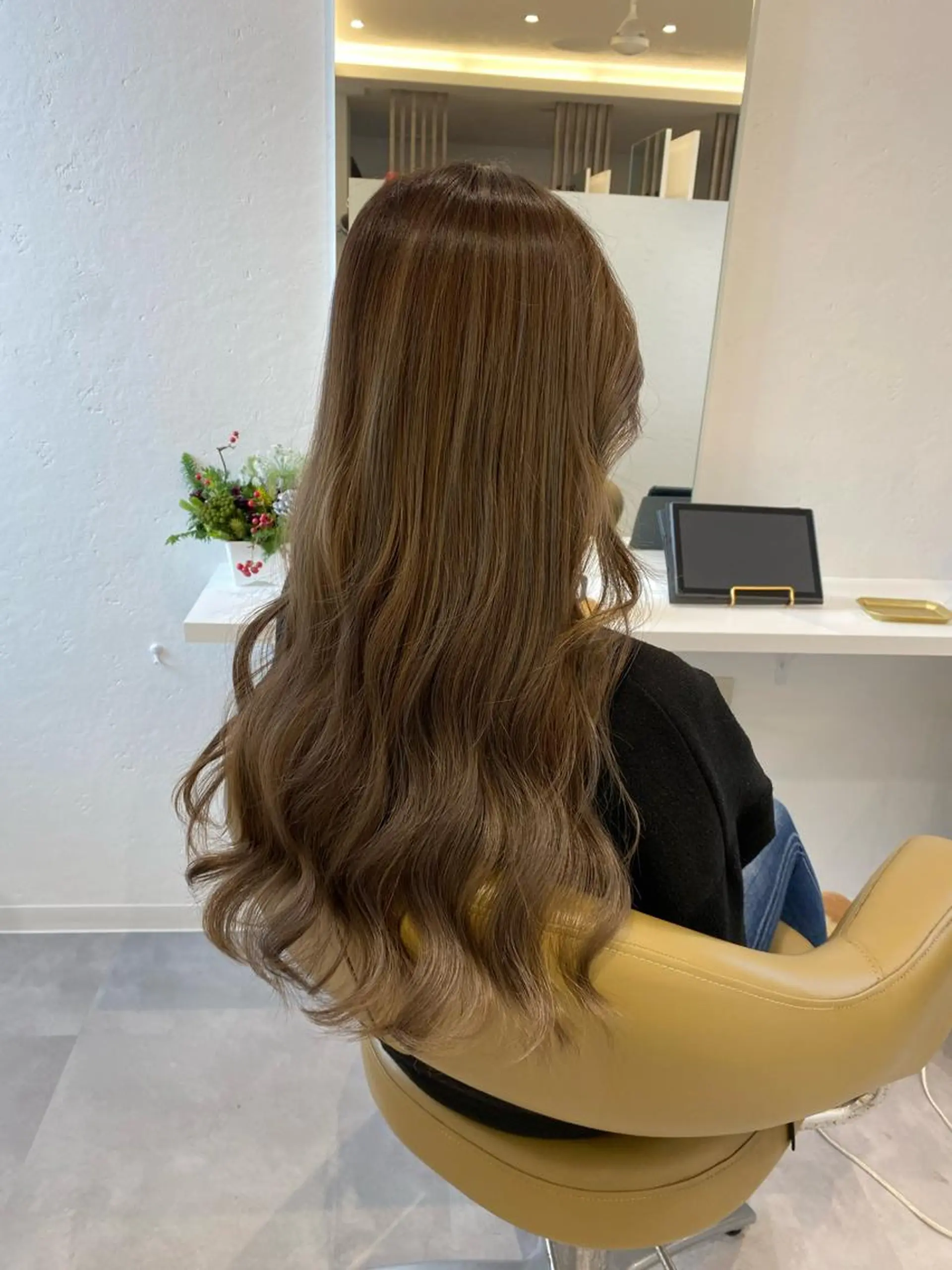 ロング 西元 亜由美のヘアスタイル