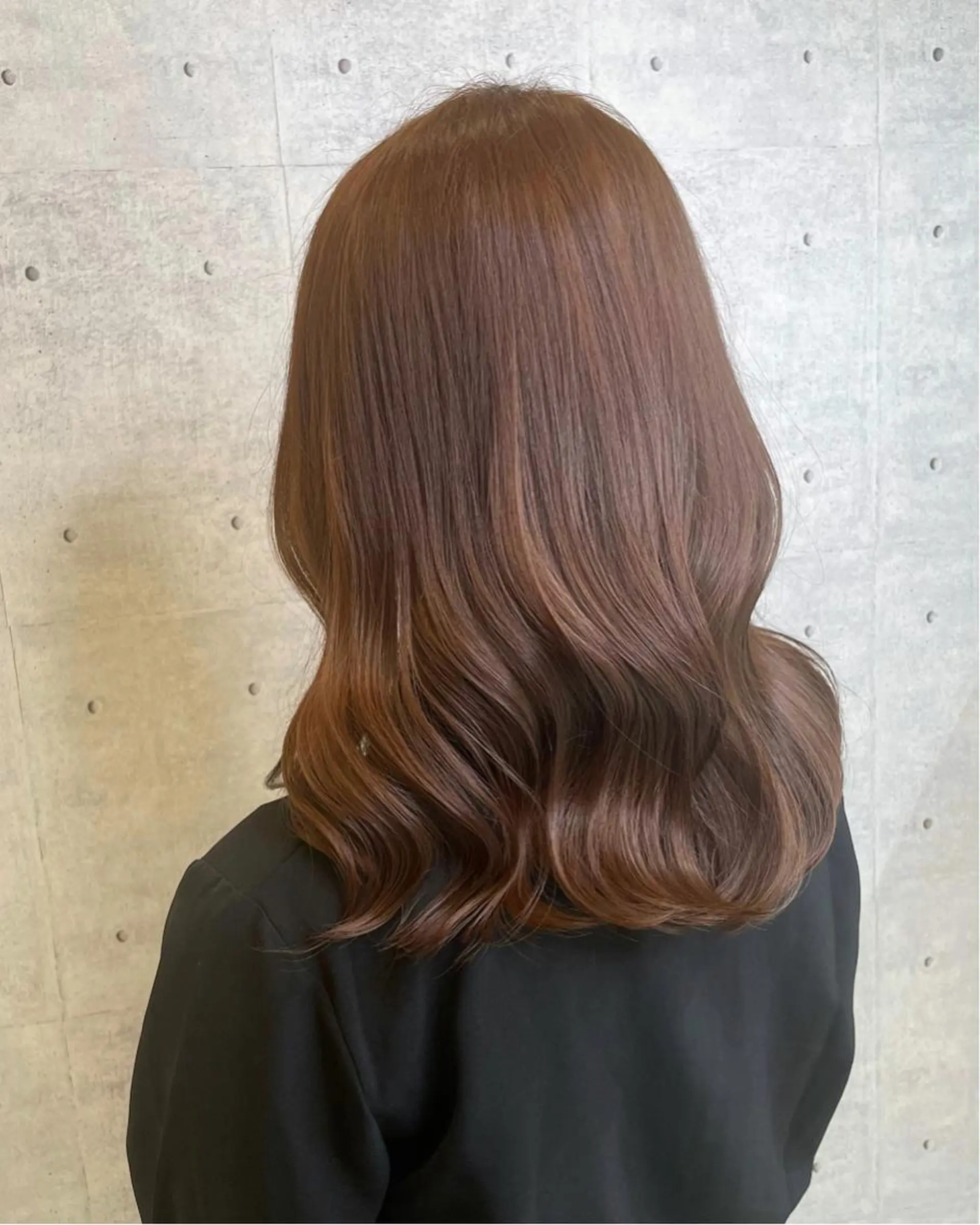 ミディアム Misaki/ レイヤー/ウルフのヘアスタイル