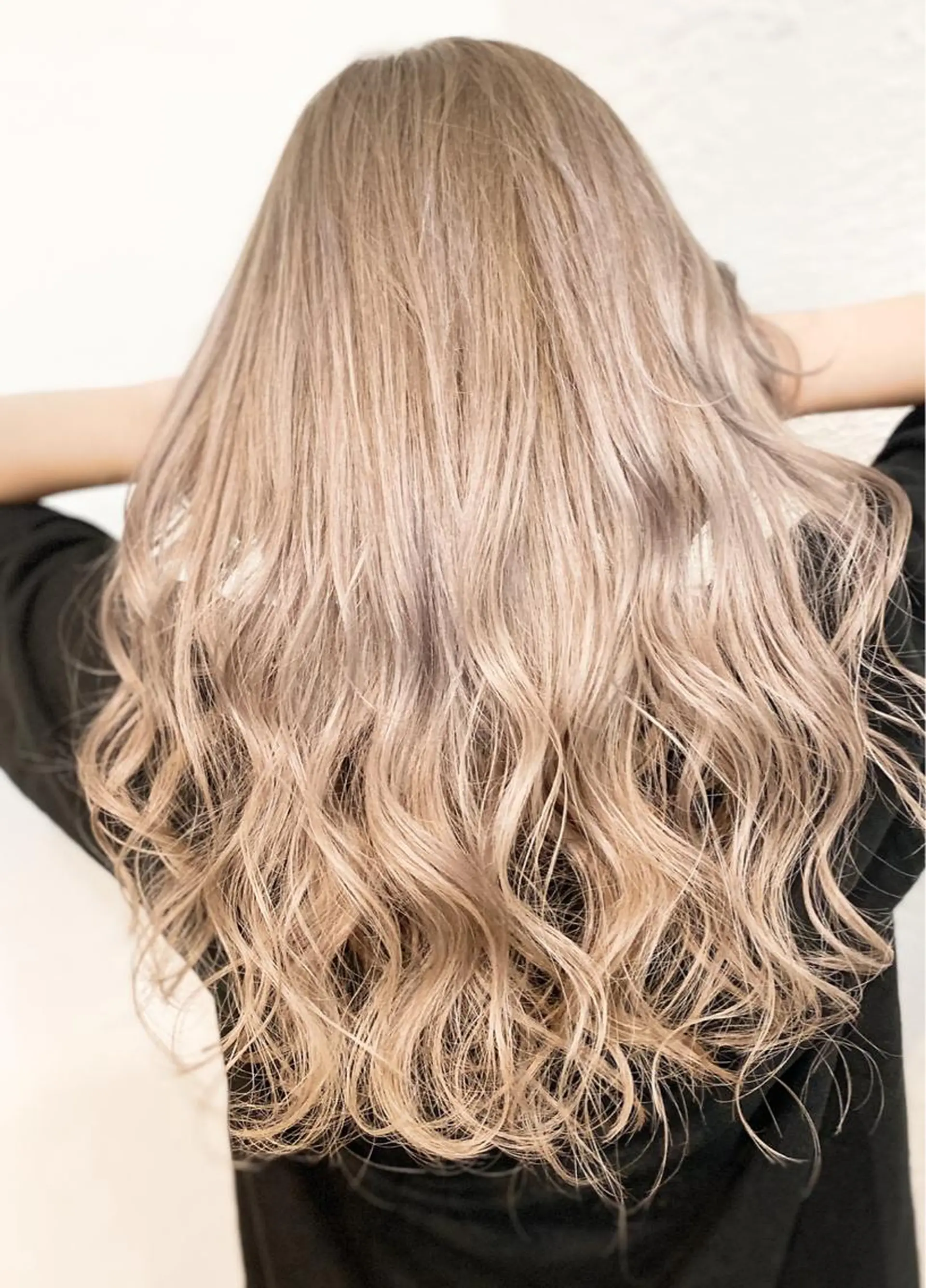 カラー ベージュカラー ミルクティーベージュ Agu hair trico 久喜3号所属・ハイトーン&透明感 カラー☘️片山優陽のヘアスタイル