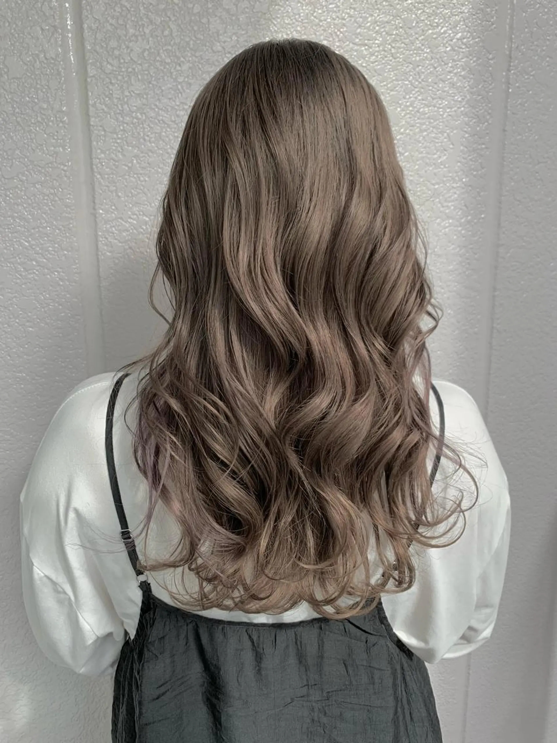 ロング カラー ブリーチ ブラウンカラー 透明感カラー ダブルカラー グレージュ カット ヘアカラー eyl〜エイル〜所属・💎赤み消しカラー 特化型デザイナー💎のヘアスタイル