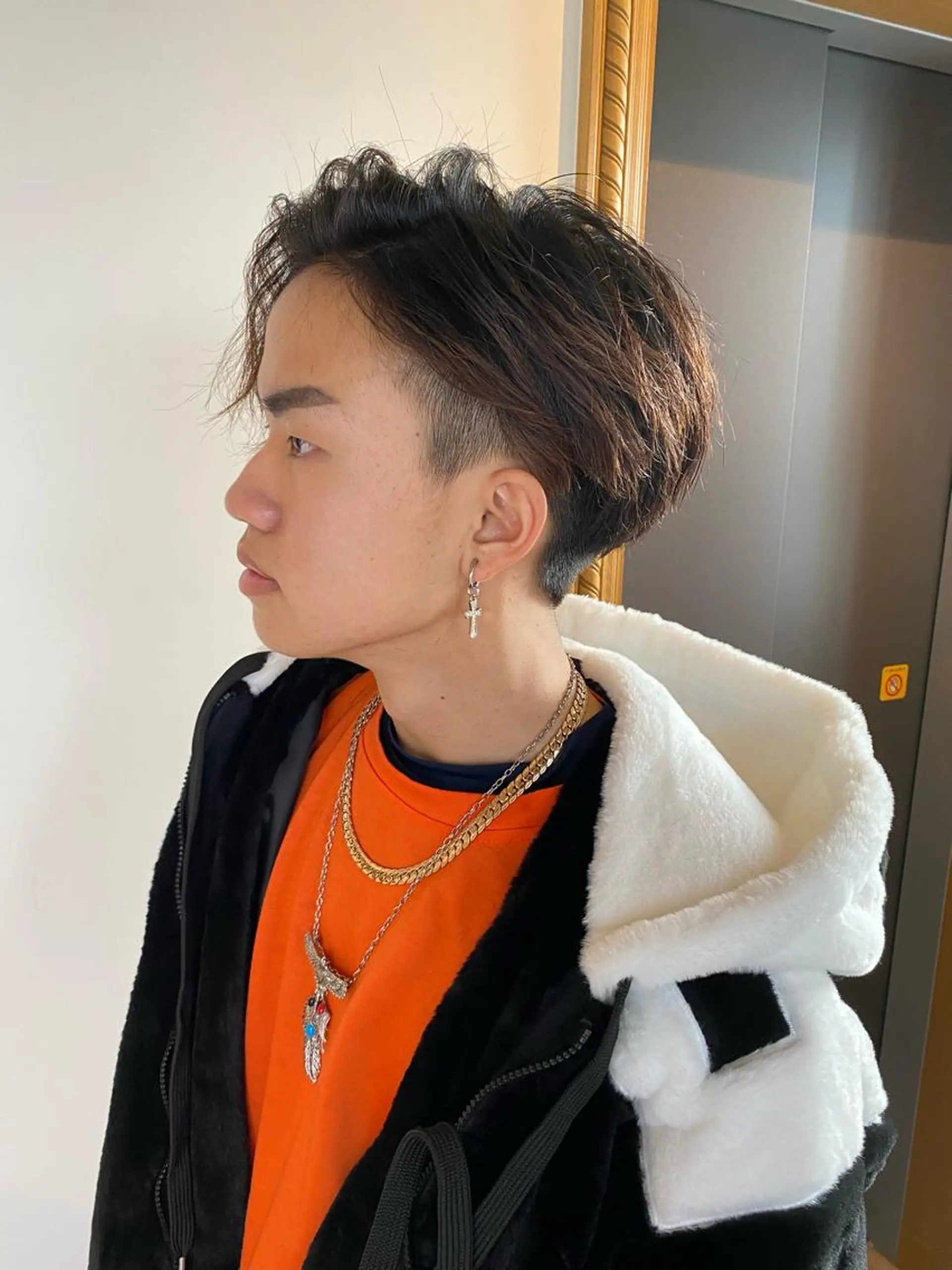 ショート メンズ 大阪ウルフカット ハッシュカットのヘアスタイル