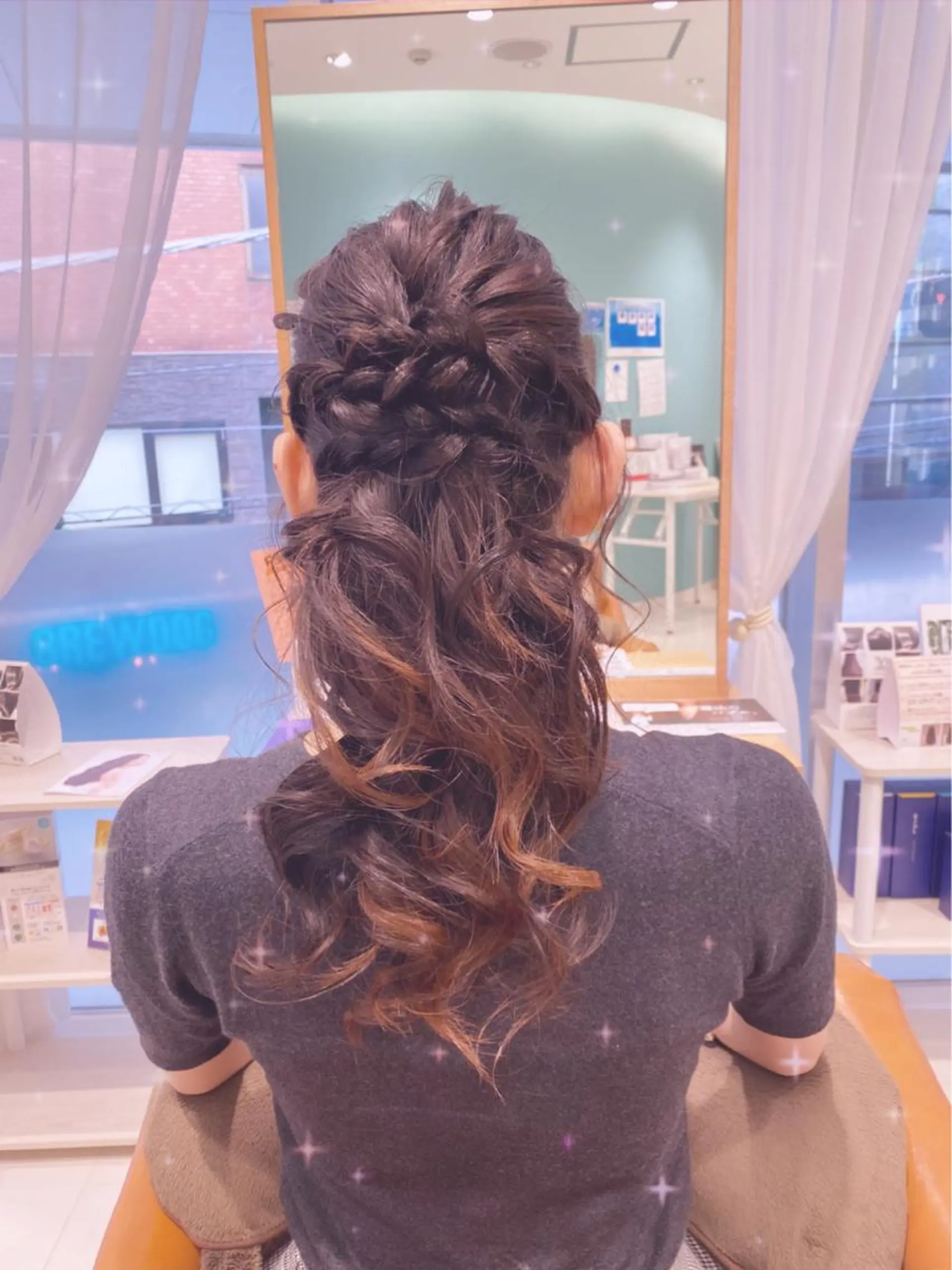 ロング ヘアアレンジ ComfortA🌱 はな💗のヘアスタイル