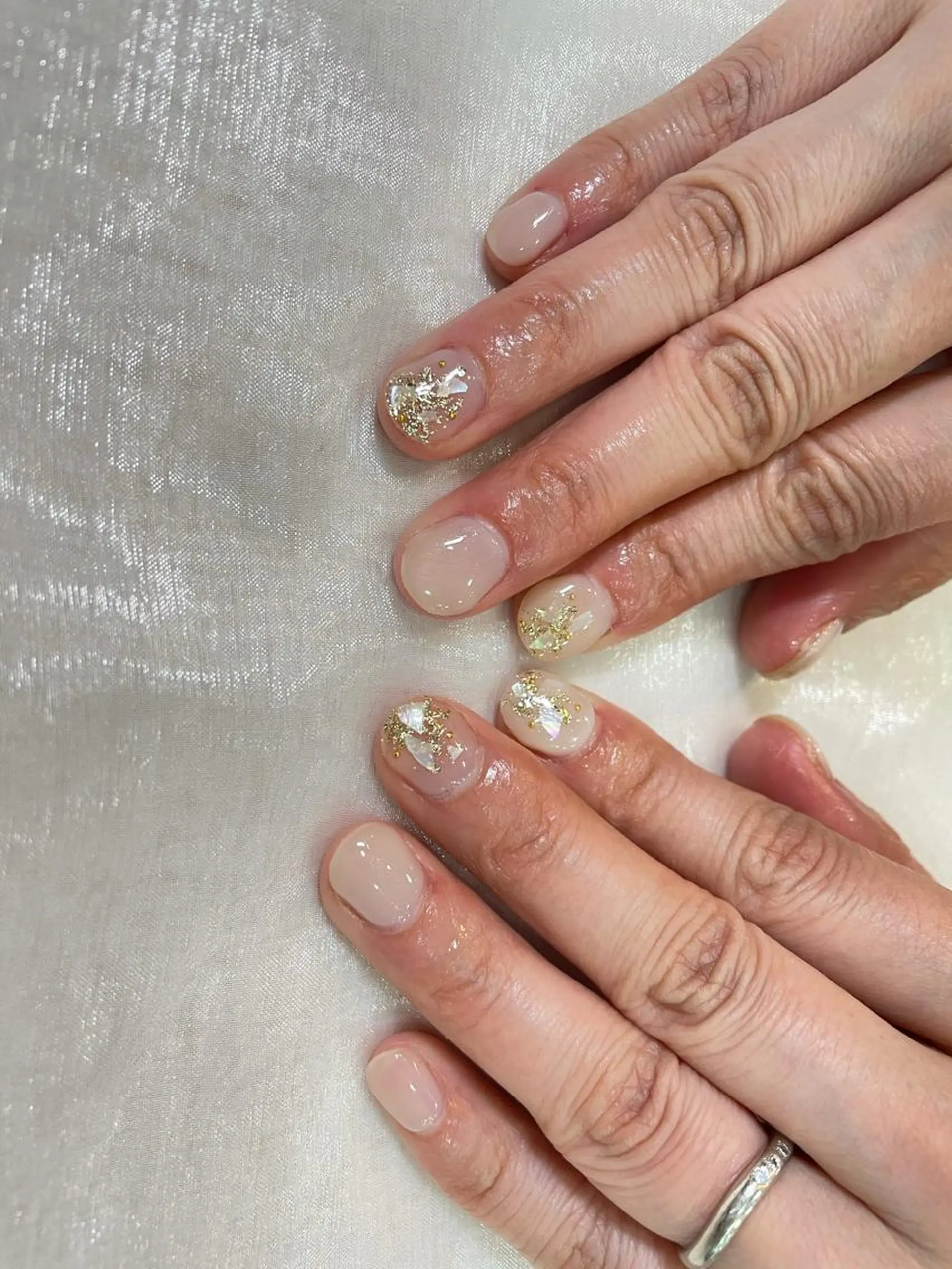 ネイル ハンドネイル ハンドケア R'well所属・はばすみれ🎀ﾈｲﾙ 光ﾌｪｲｼｬﾙ ﾍｱのネイルデザイン