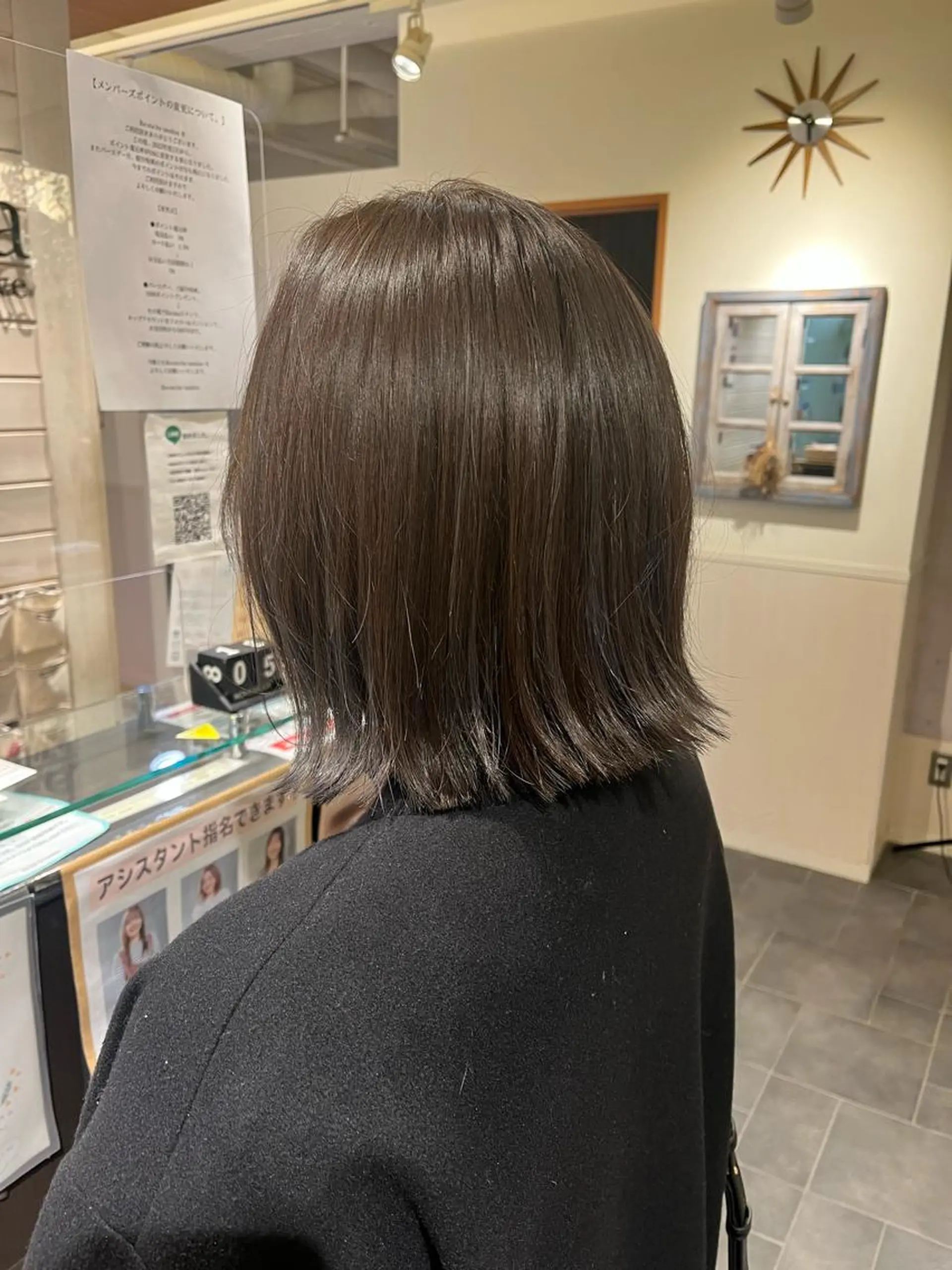 ショート カラー さかい なつみのヘアスタイル