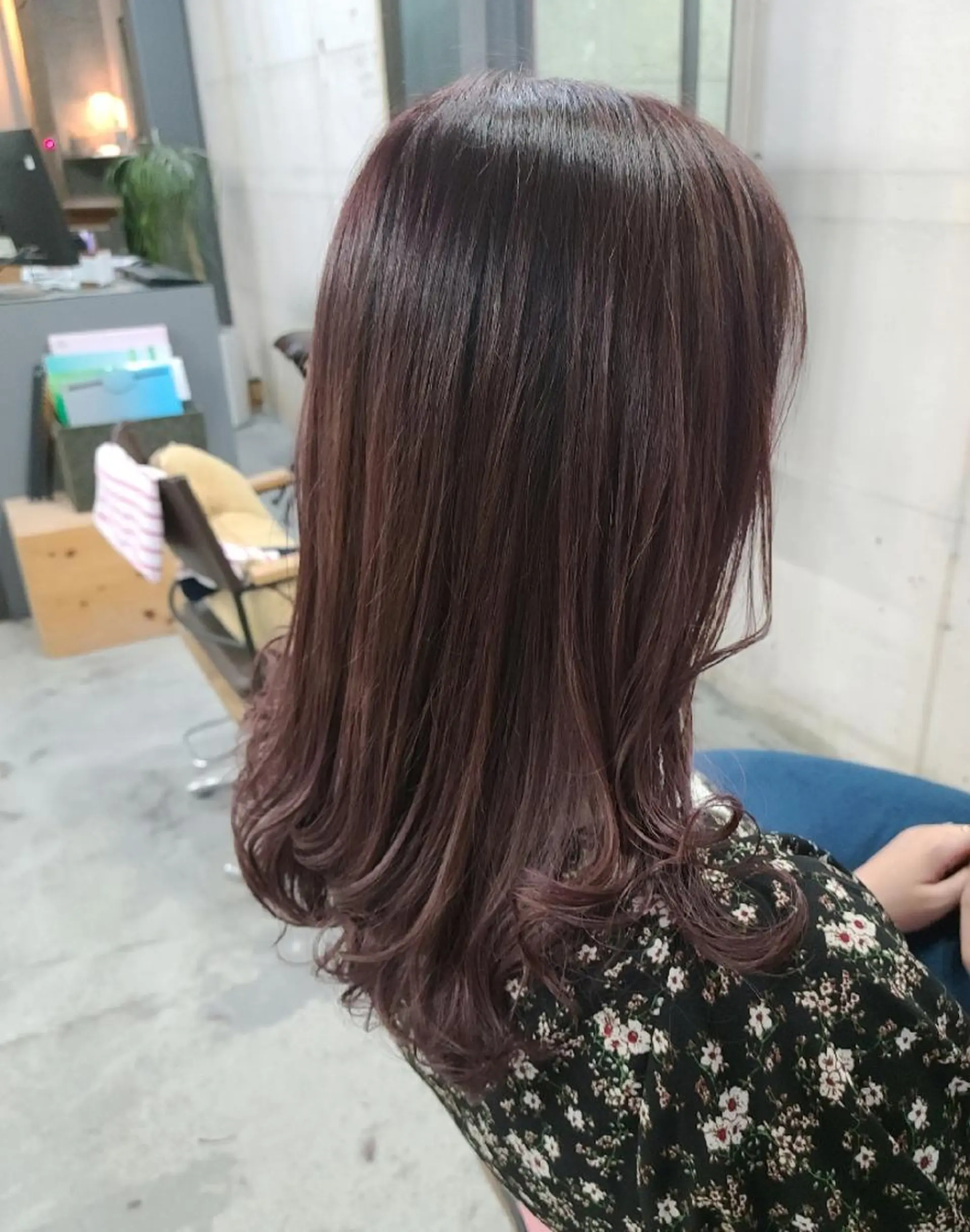 セミロング カラー ヘアアレンジ ピンクカラー カット ヘアカラー トリートメント terra✂️川嶋 大輔のヘアスタイル