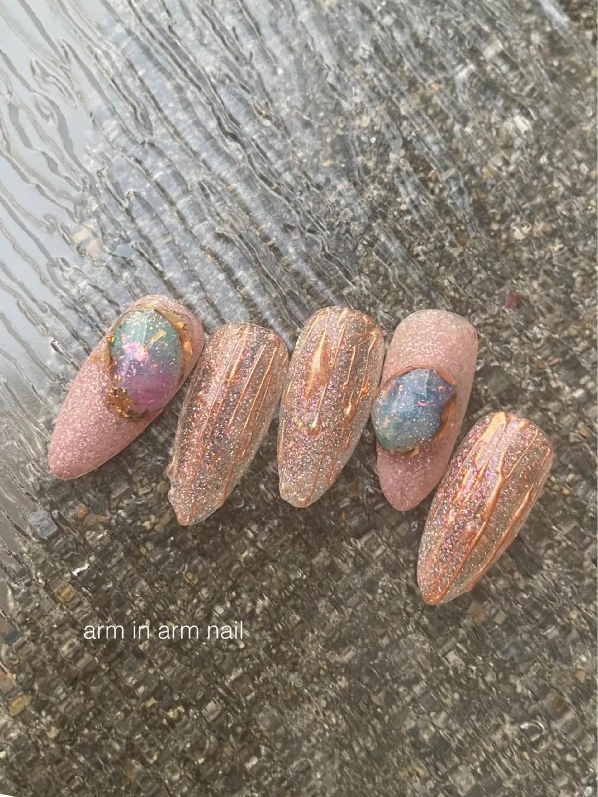 ネイル arm in arm ︎✿Yamamotoのマツエク・マツパデザイン