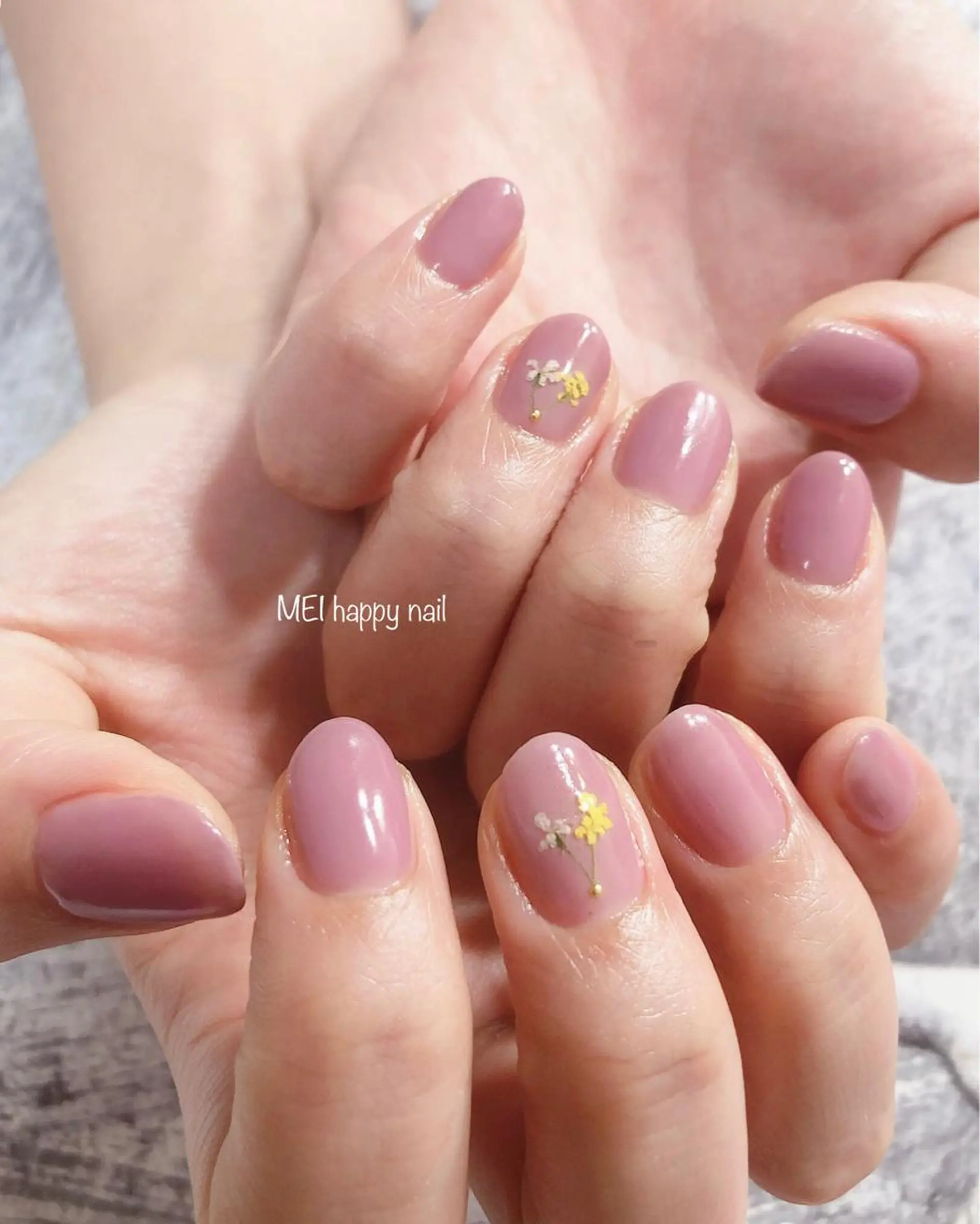 ネイル 北浦和 自爪育成ケアのネイルデザイン