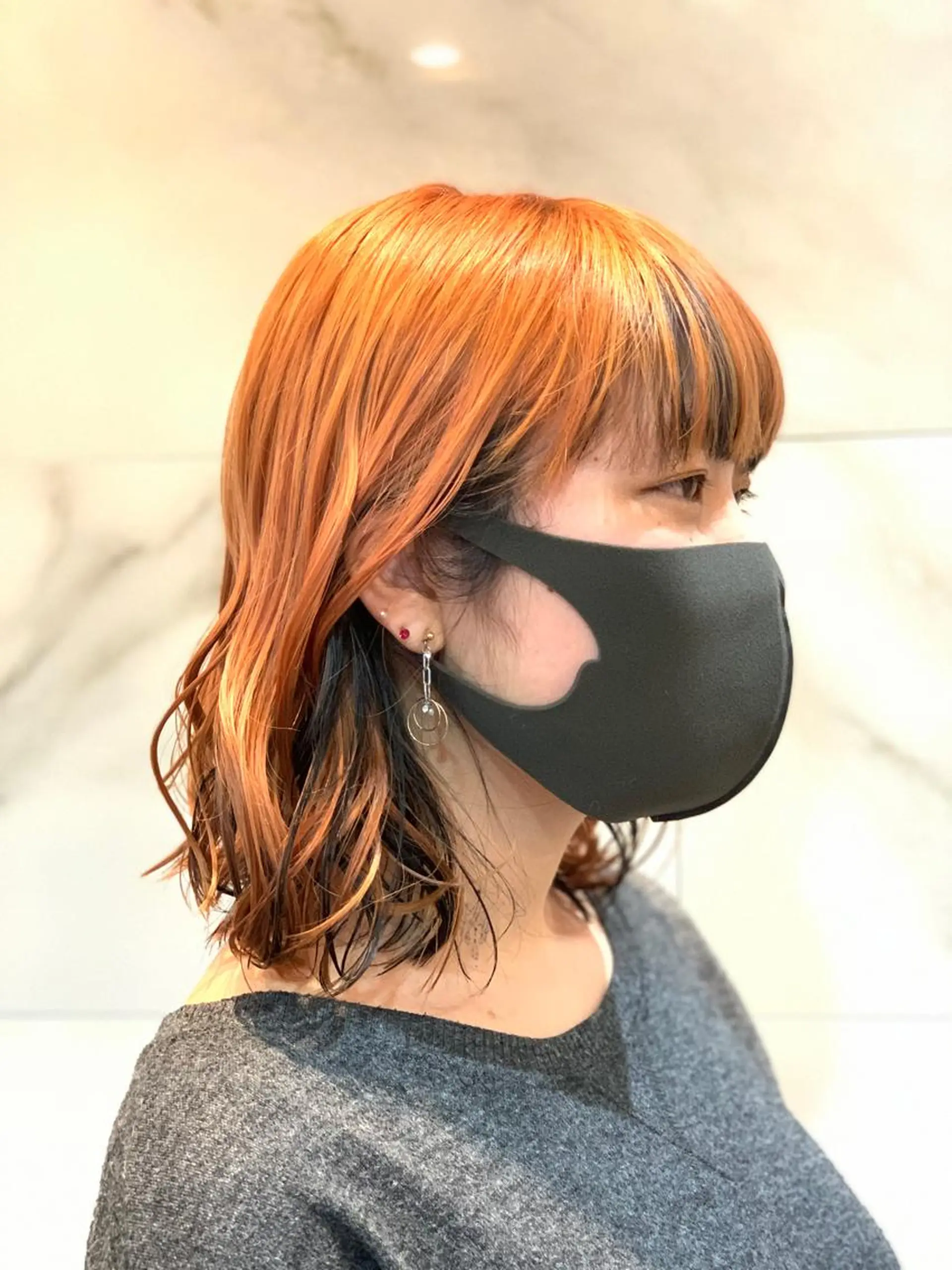 ミディアム カラー デザインカラー インナーカラー 顔周りカット 小顔カット グレージュ/透明感/ 韓国ヘア/RISAのヘアスタイル