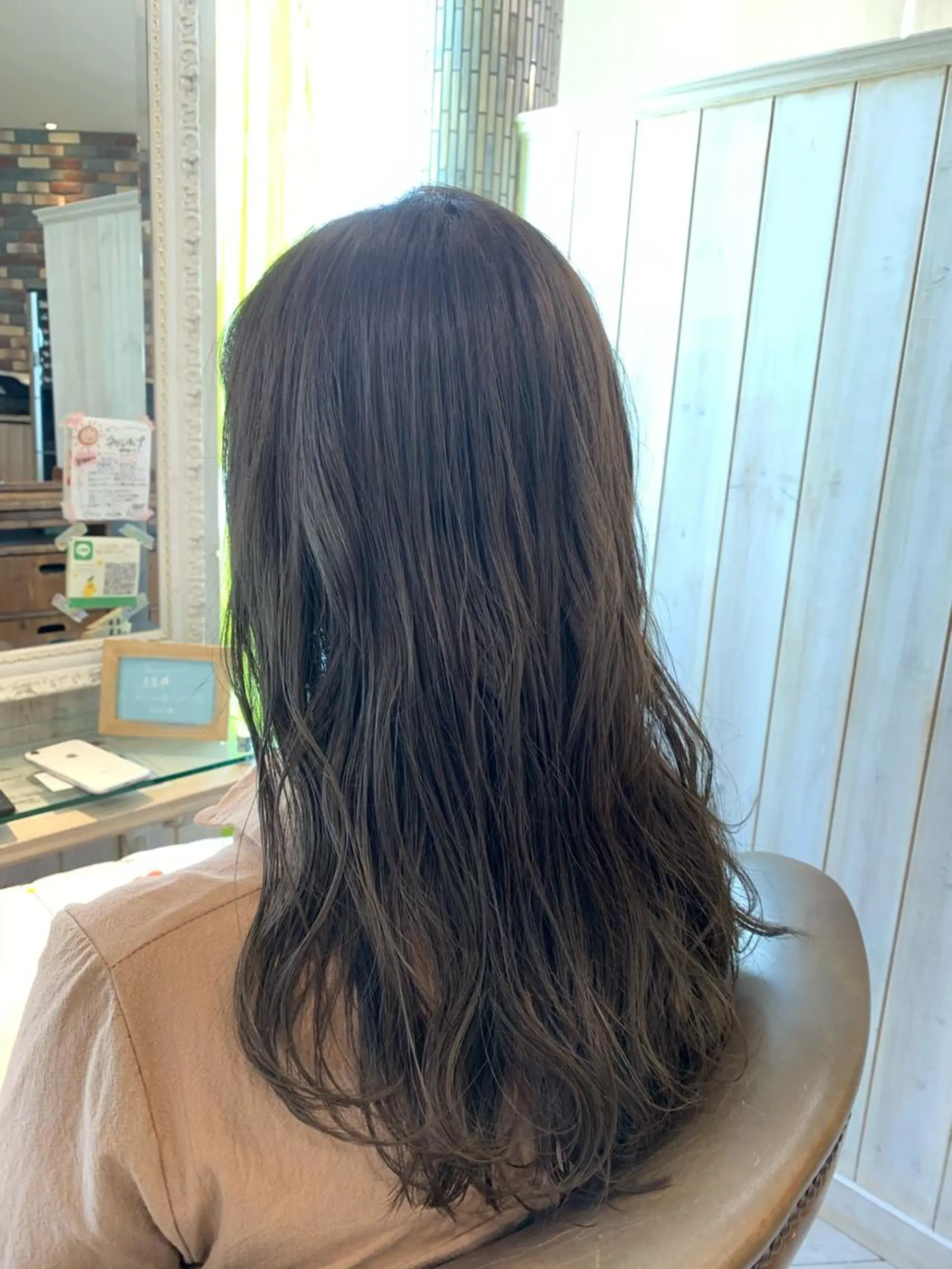 ミディアム カラー パーマ ヘアアレンジ カット パーマ トリートメント 増渕 駿介のヘアスタイル