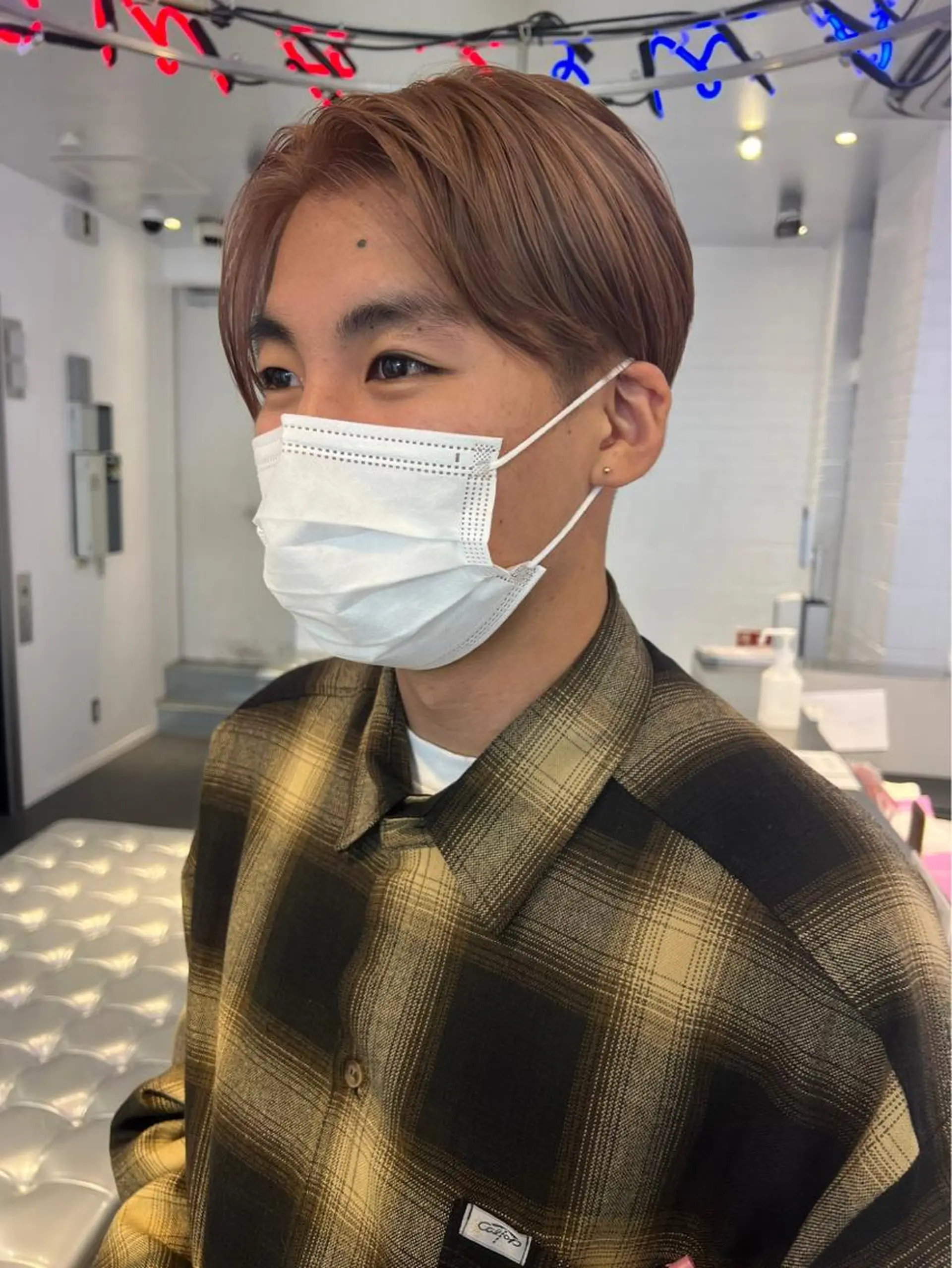 カラー メンズ 🌈艶髪ベージュ🌈 ユウトのヘアスタイル