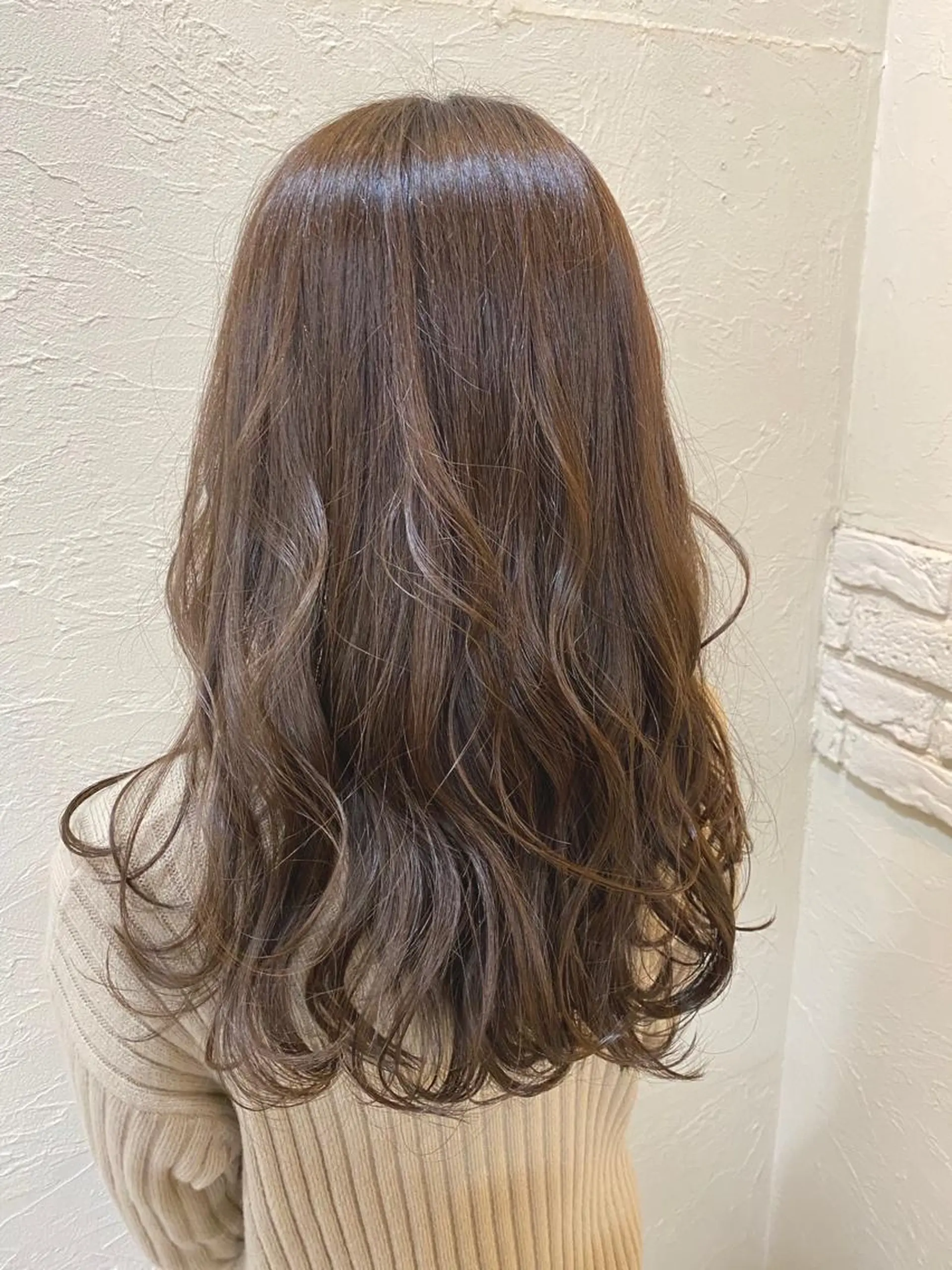 ロング カラー ベージュカラー ヘアカラー トリートメント ENIF ヤマグチアツコのヘアスタイル