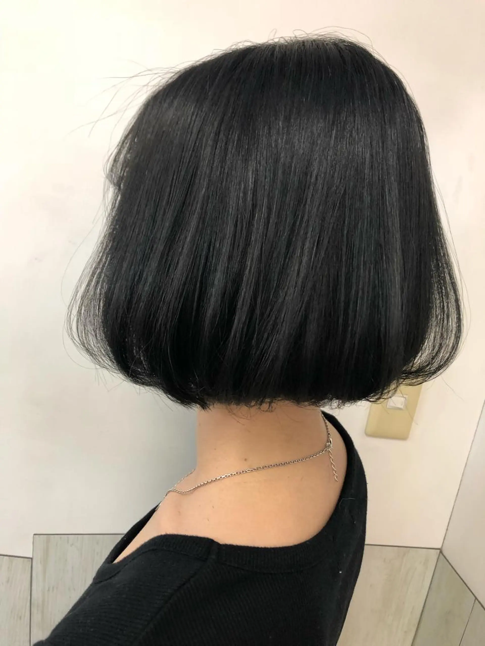 ミディアム カラー CoCooN Hiromiのヘアスタイル
