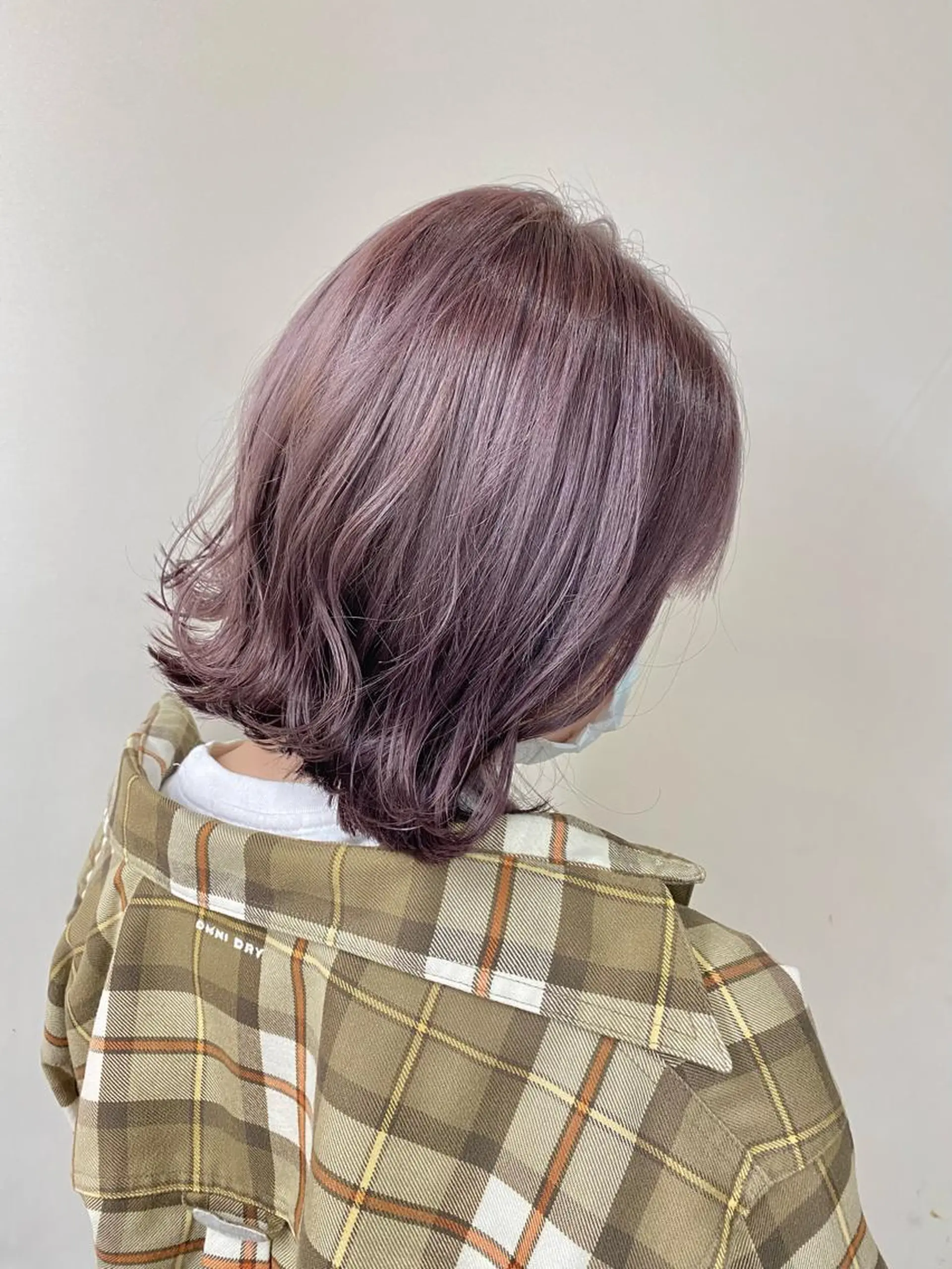 ミディアム カラー ブリーチ 髪質改善特化サロン ICONIQ天神店のヘアスタイル