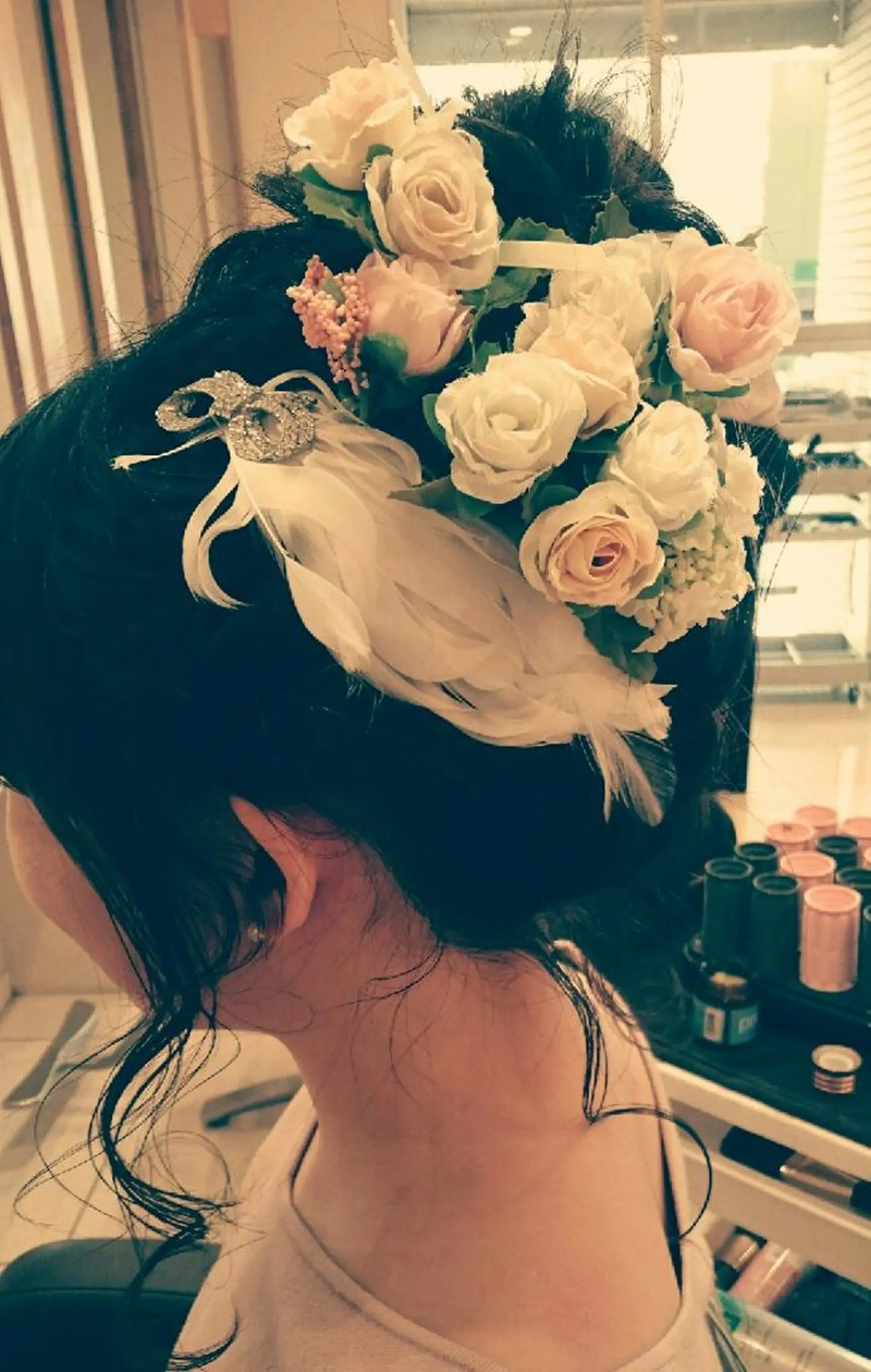 ヘアアレンジ セミロング お団子ヘア 結婚式・ブライダル ヘアセット/髪質改善 /カラー/TADOのヘアスタイル