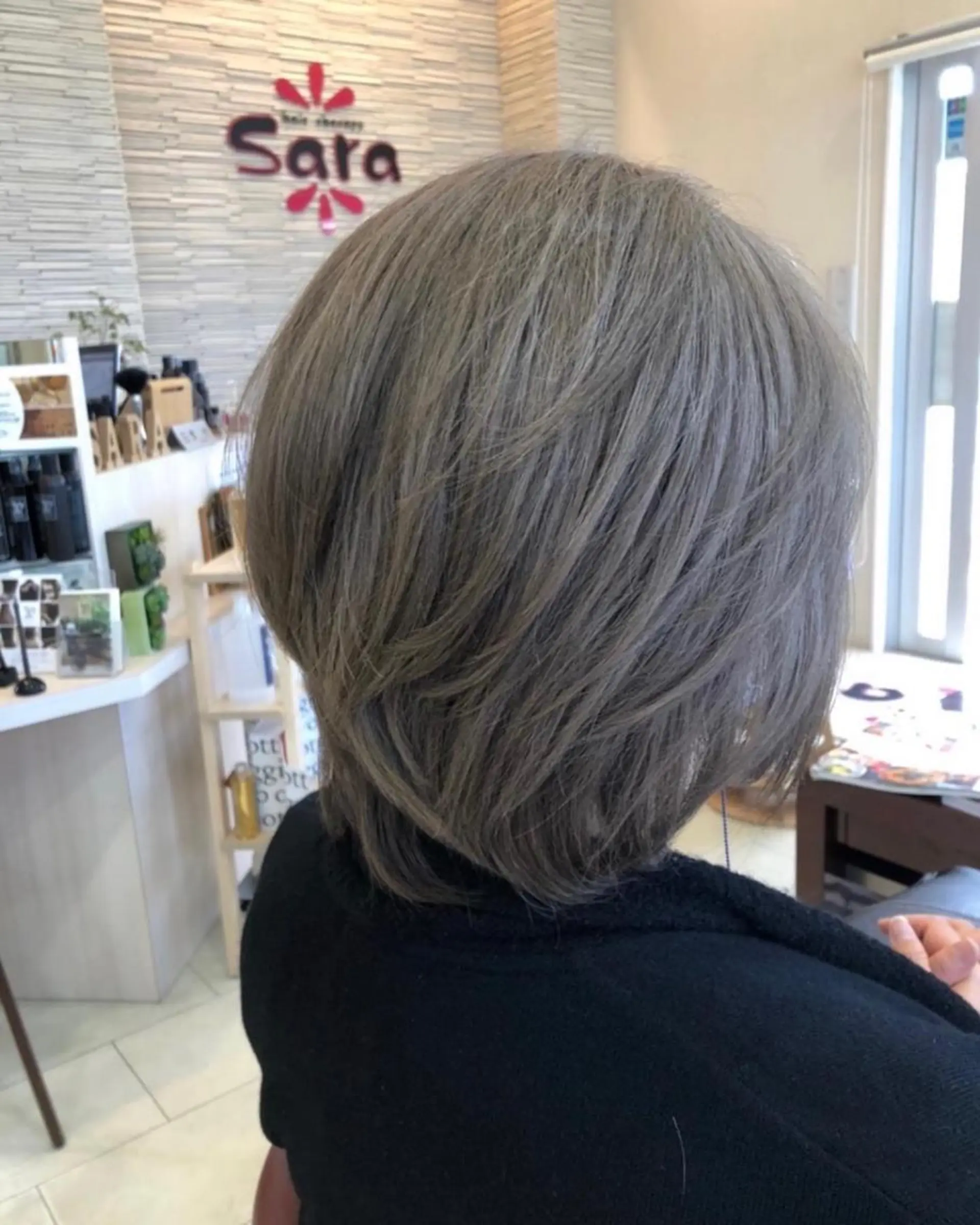 ミディアム カラー パーマ ヘアアレンジ メンズ キッズ マツエク・マツパ メンズハイライト メンズハイトーン ケアカラー ハイライトカラー ハイトーンカラー sara 荒井店のヘアスタイル