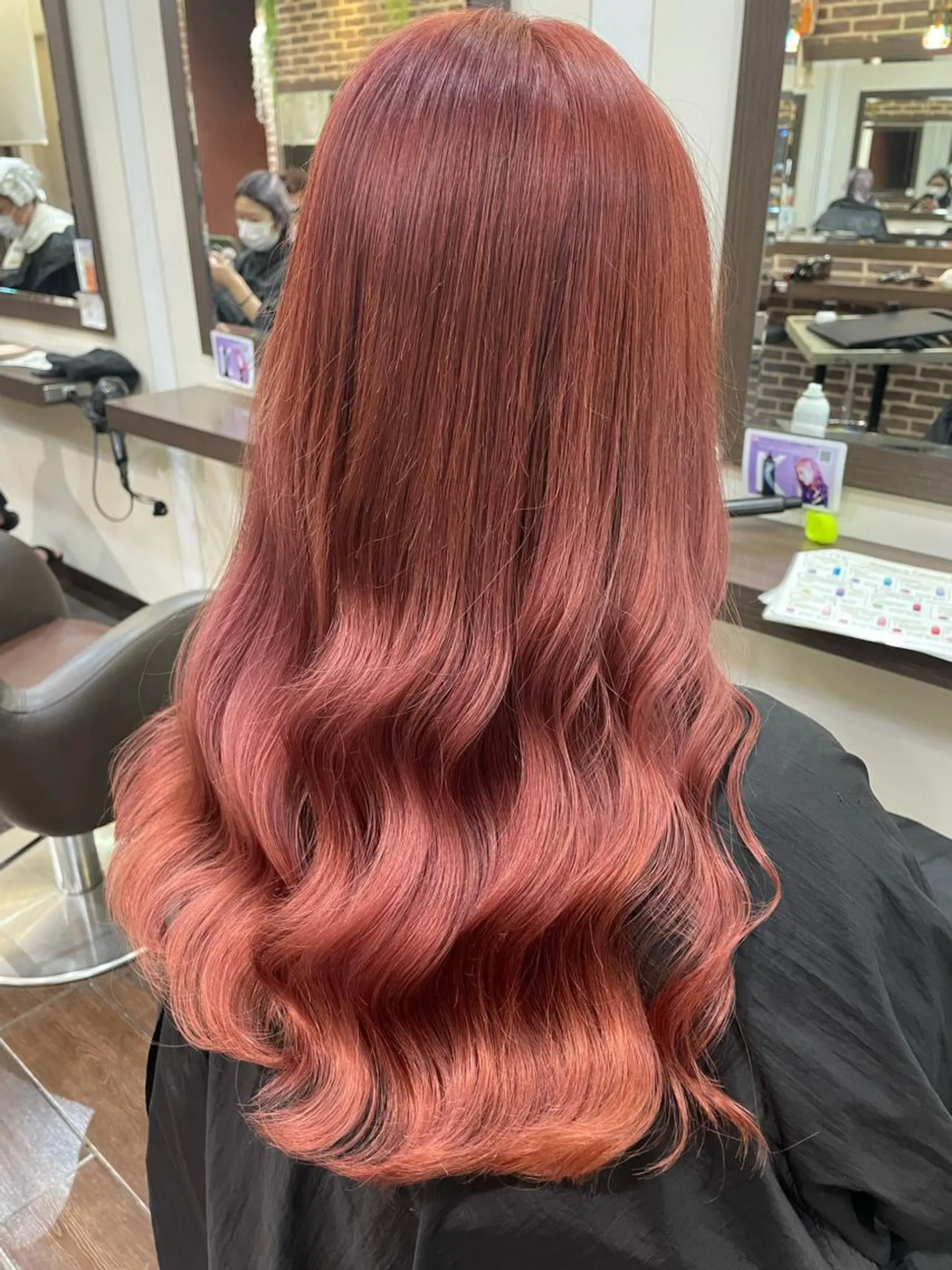 ロング カラー ブリーチ ケアブリーチ ピンクカラー ヘアカラー トリートメント 韓国ヘア🦋 MIYUのヘアスタイル