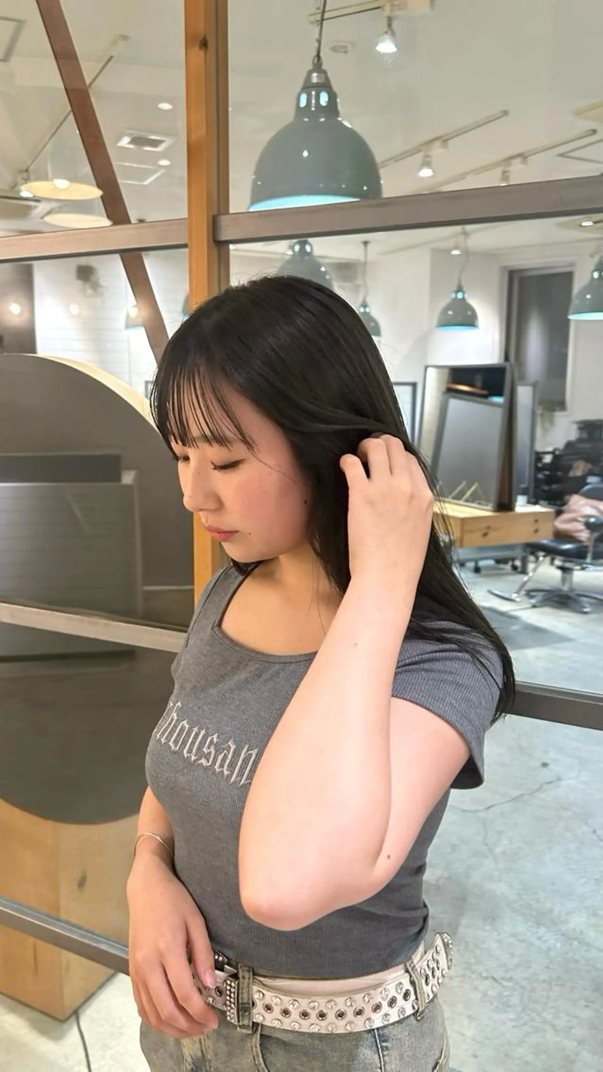 ロング カラー 透明感カラー トリートメント 艶カラー/レイヤー 🦋AKARI🦋のヘアスタイル