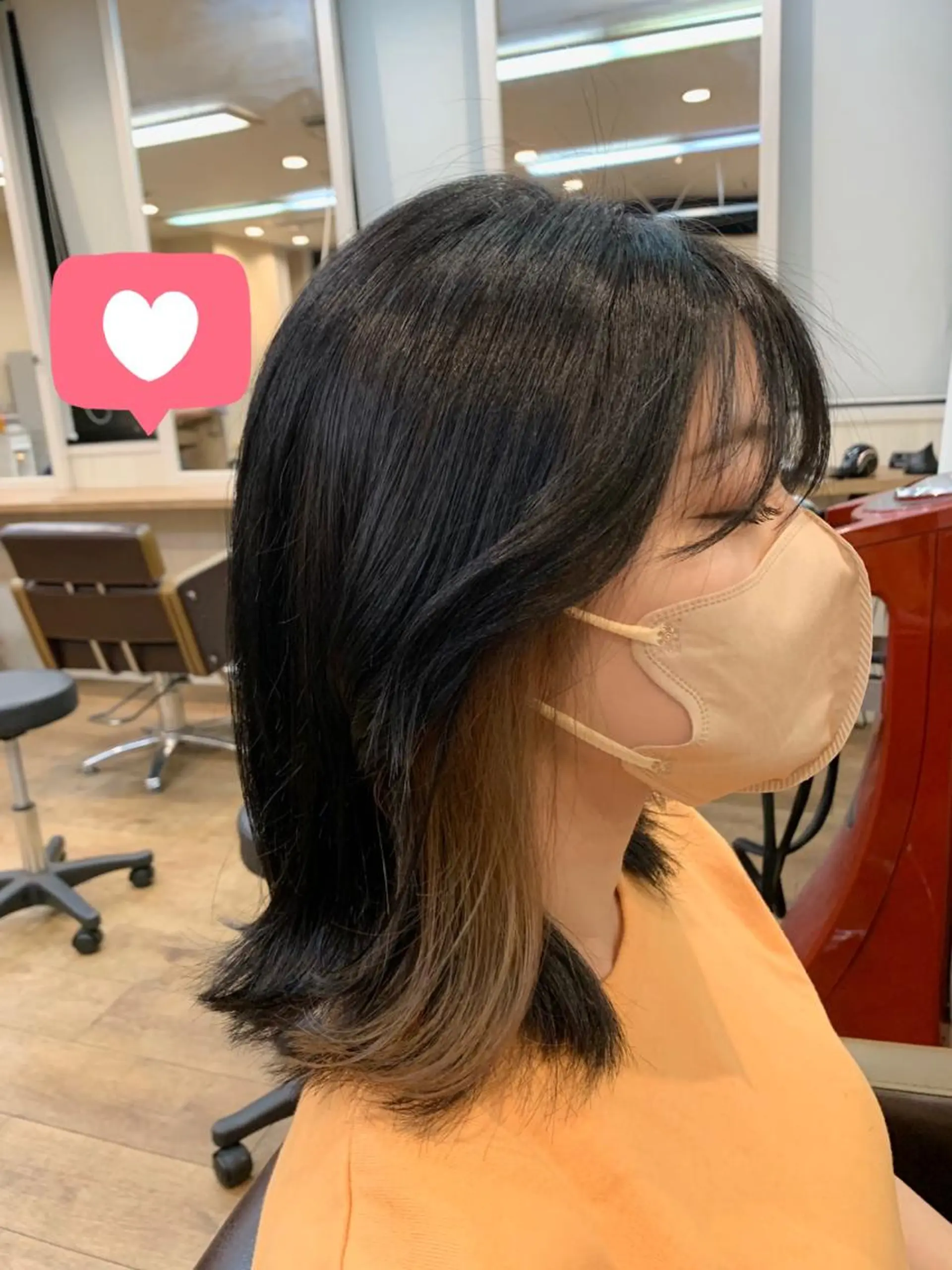 ミディアム カラー ベージュカラー イヤリングカラー ヘアカラー トリートメント yuri🌼 NUMBER 天王寺のヘアスタイル