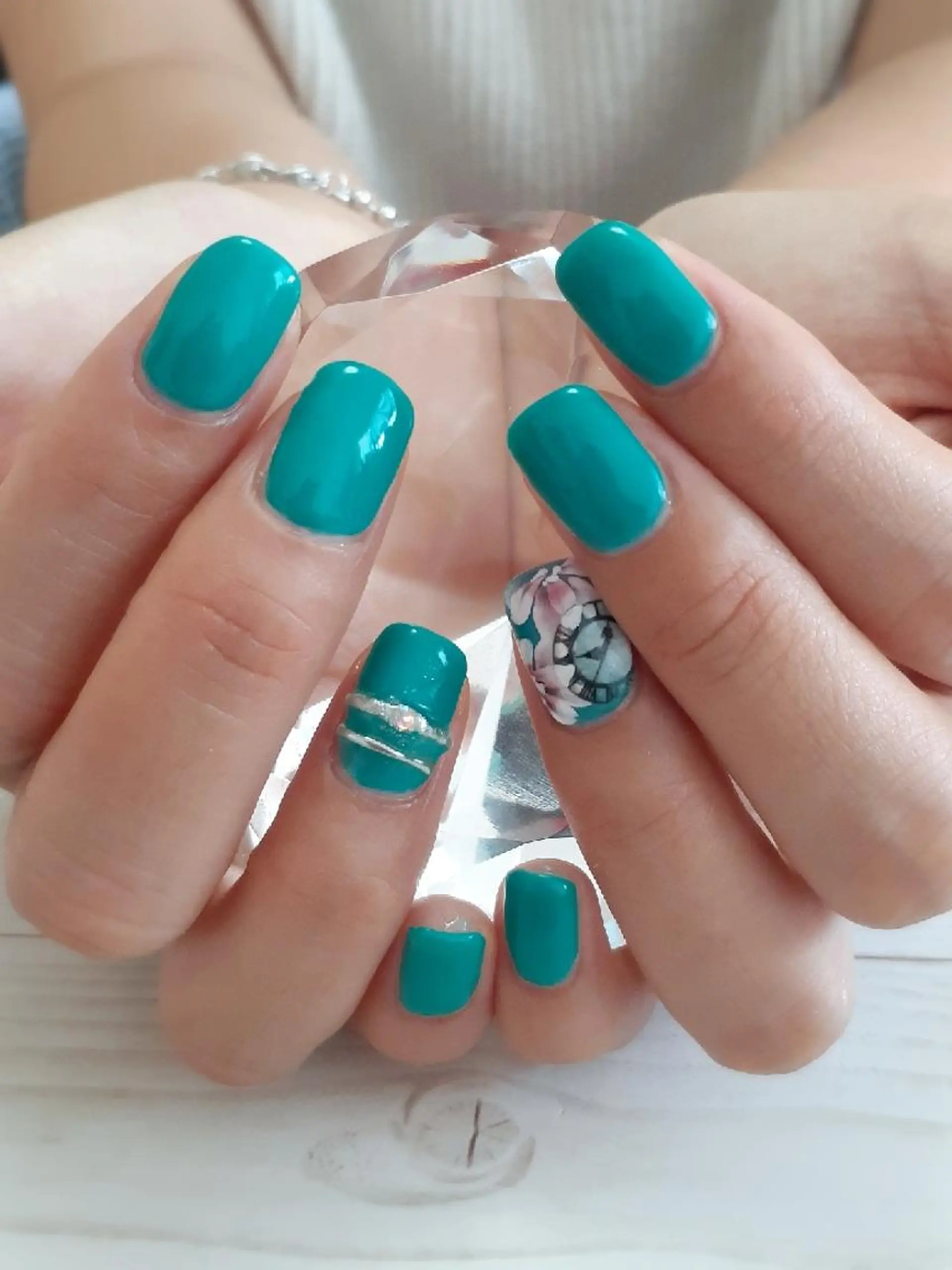 ネイル ハンドネイル 池元 真由美のネイルデザイン