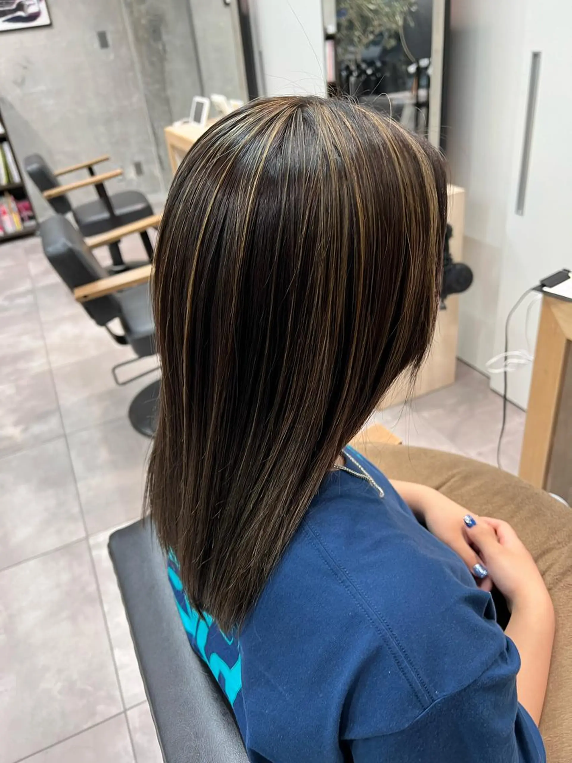 ミディアム カラー ヘアカラー トリートメント 🌞レイヤー×カラー 前川那津美🌞のヘアスタイル